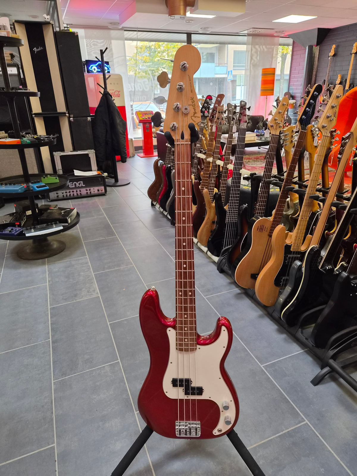 Fender Player Precision Bass Candy Apple Red 2023