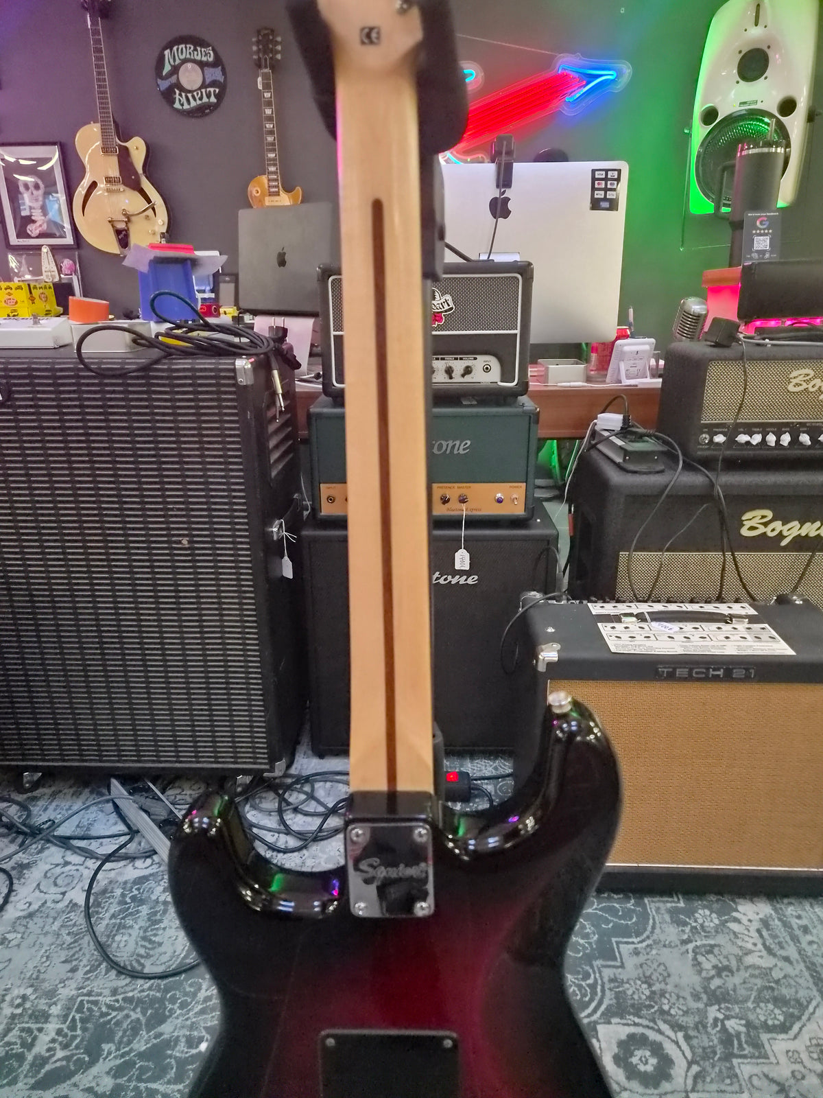Squier Standard Stratocaster Antique Burst