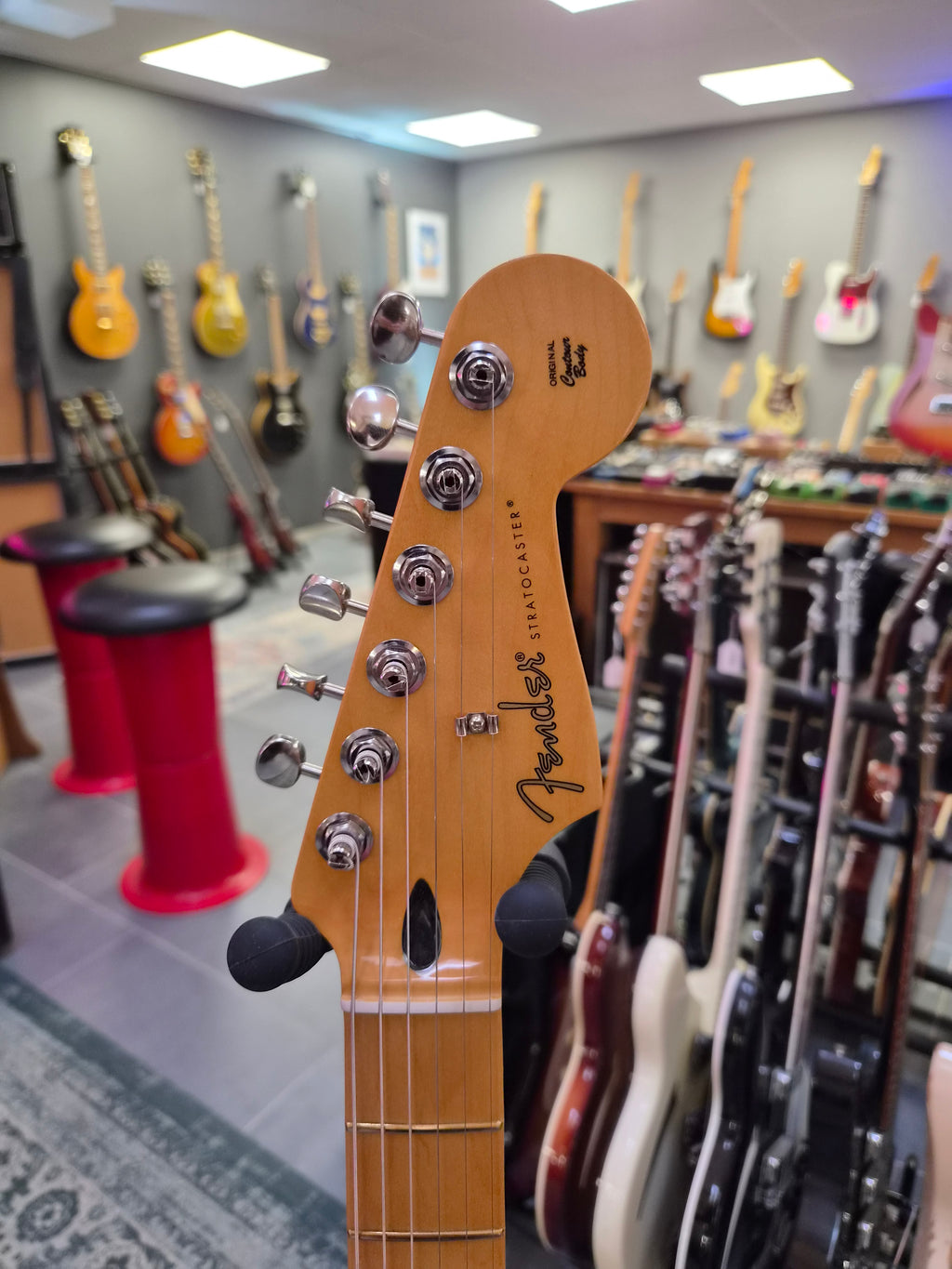 Fender Player II Stratocaster Hialeah Yellow with Maple Fingerboard