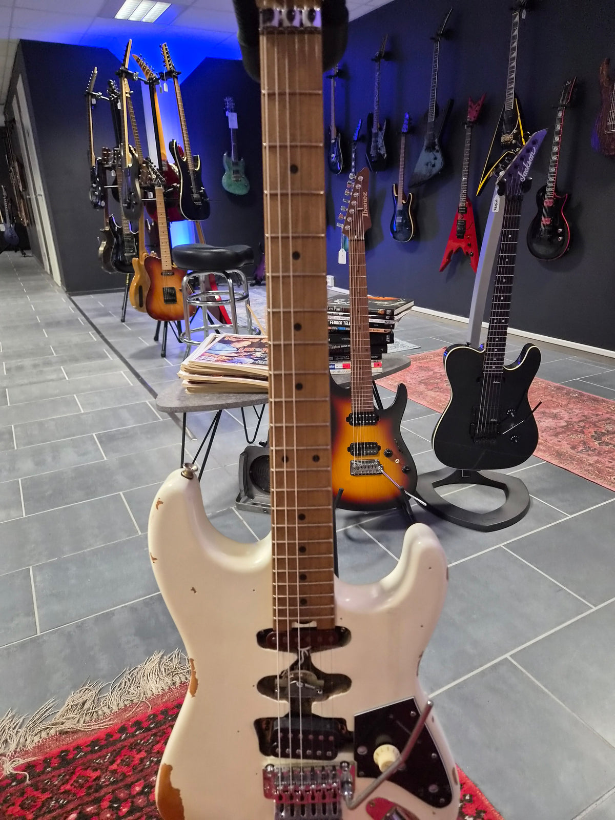 EVH Frankenstein Series Relic White