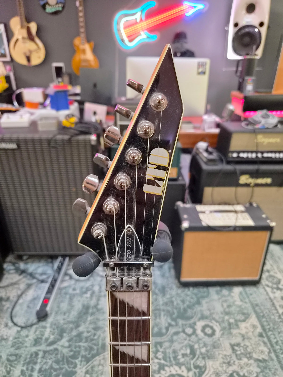 ESP LTD Alexi-200 Black