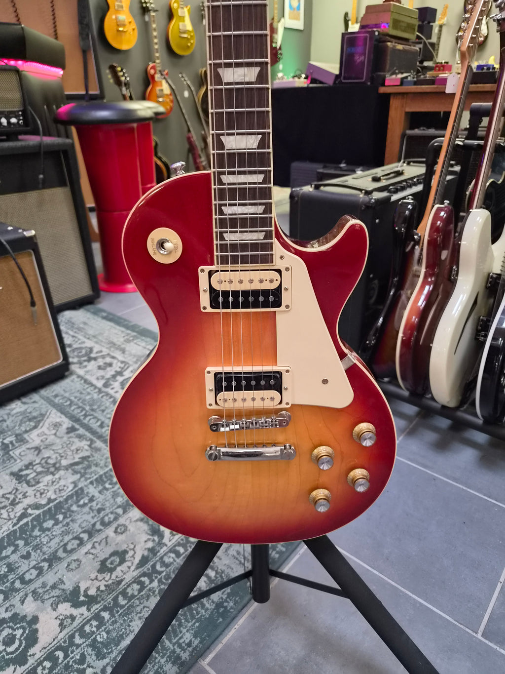 Gibson Les Paul Classic Heritage Cherry Sunburst 2020