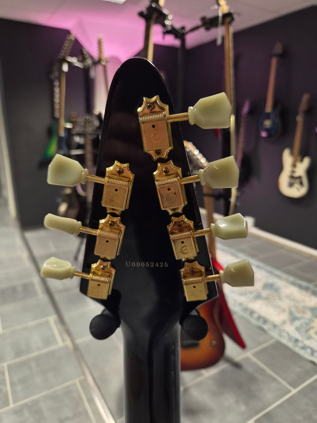 Epiphone 58 Korina Flying V 7 String