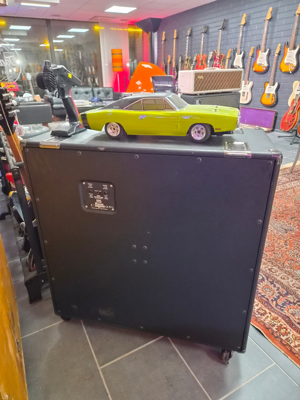 Ibanez TN412S Thermion Cabinet w/ Vintage 30