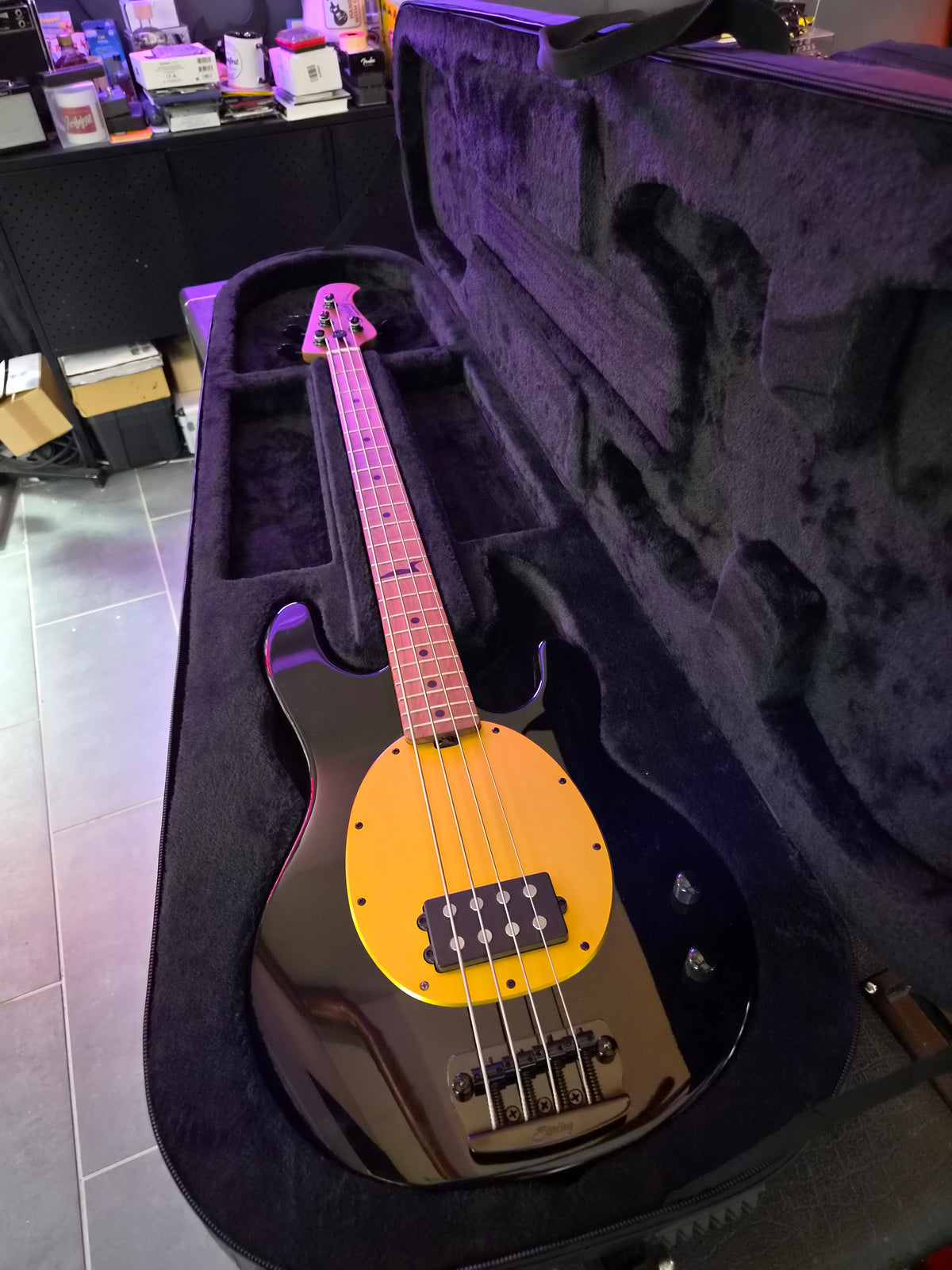 Sterling by Music Man Pete Wentz Signature w/ Mono Case