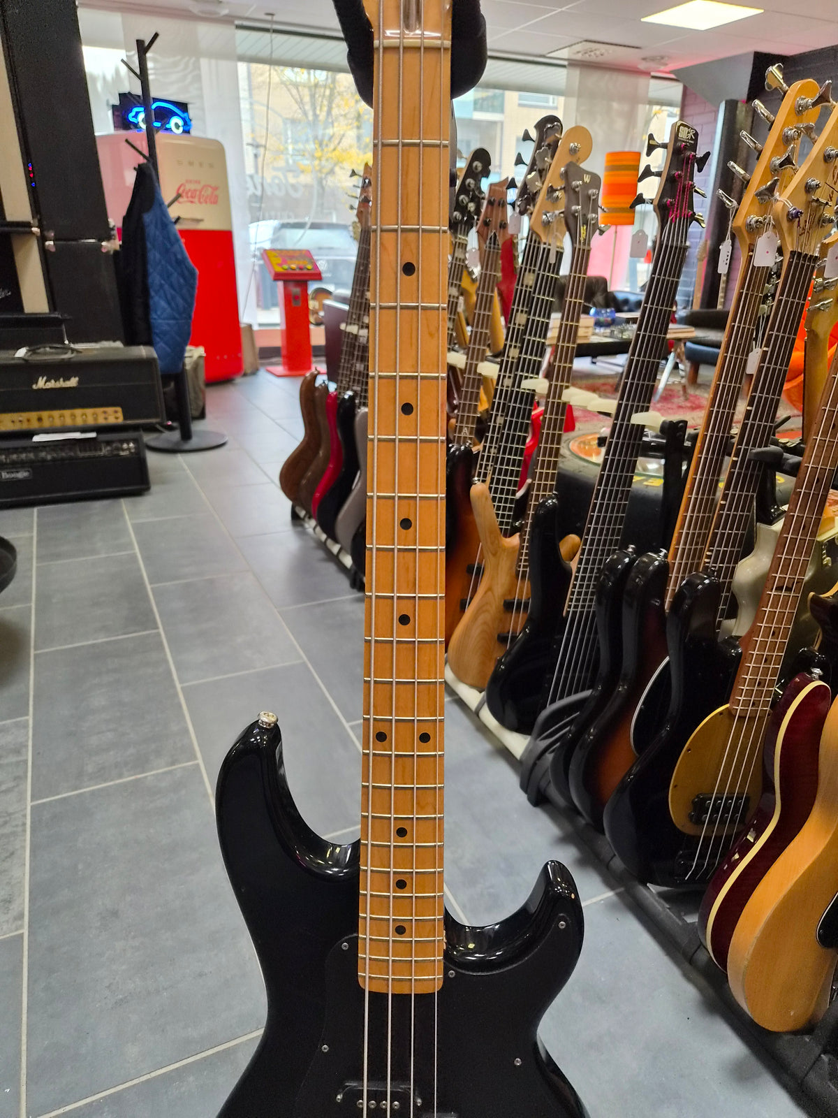 G&L SB-1 1987 Black