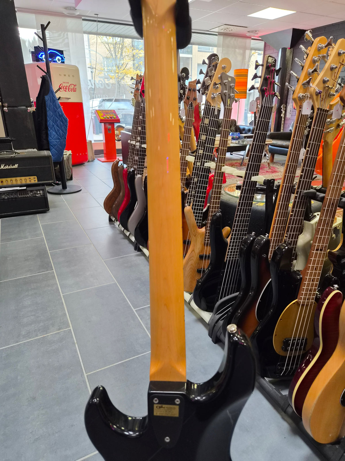 G&L SB-1 1987 Black