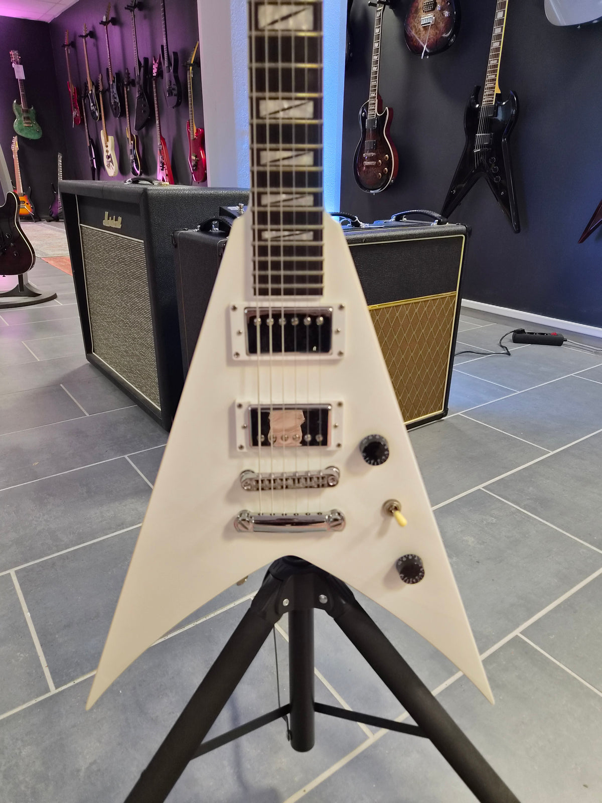 Jackson Pro Series KVT King V