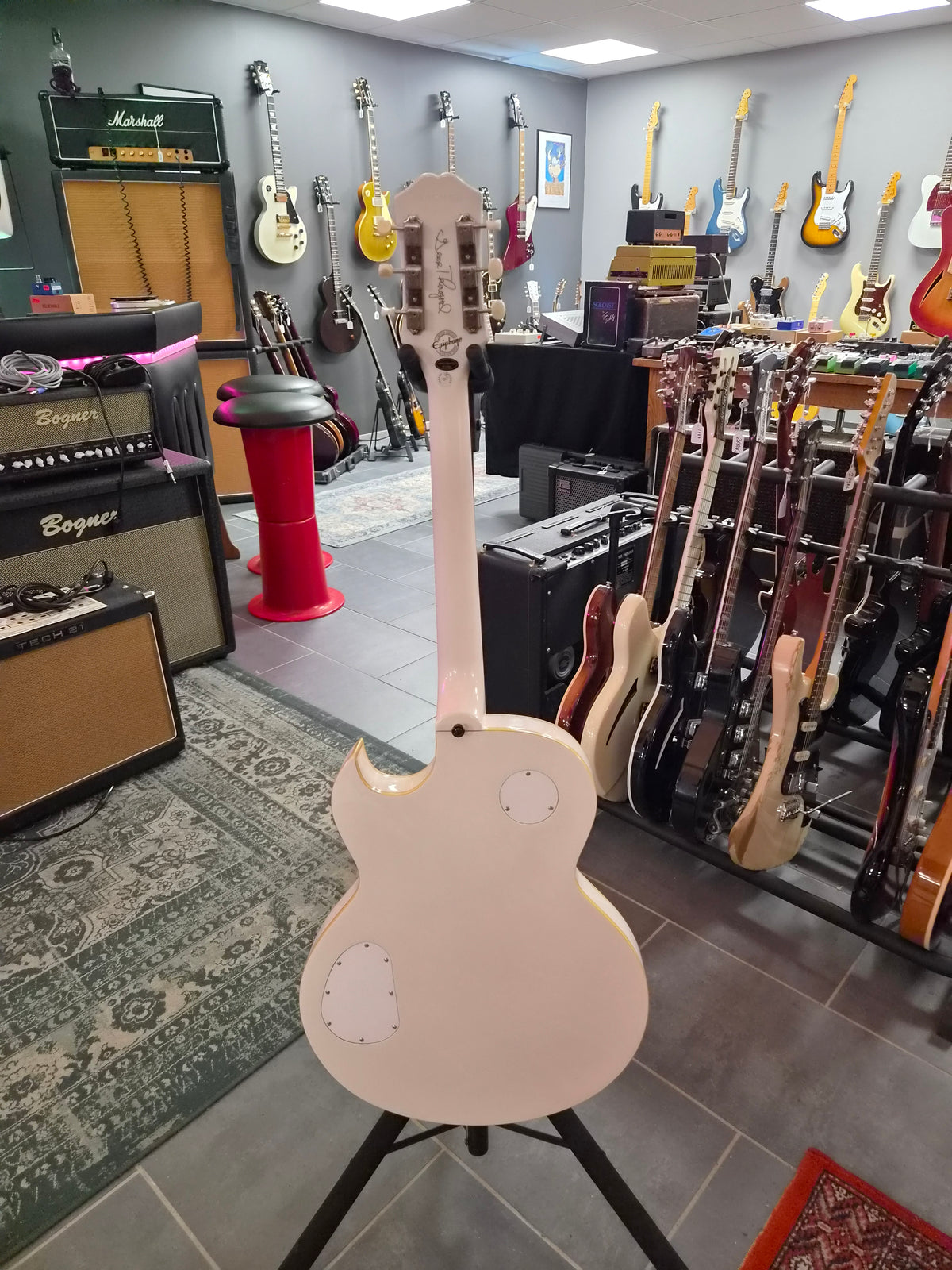 Epiphone White Fang George Thorogood Signature ES-125TDC Outfit