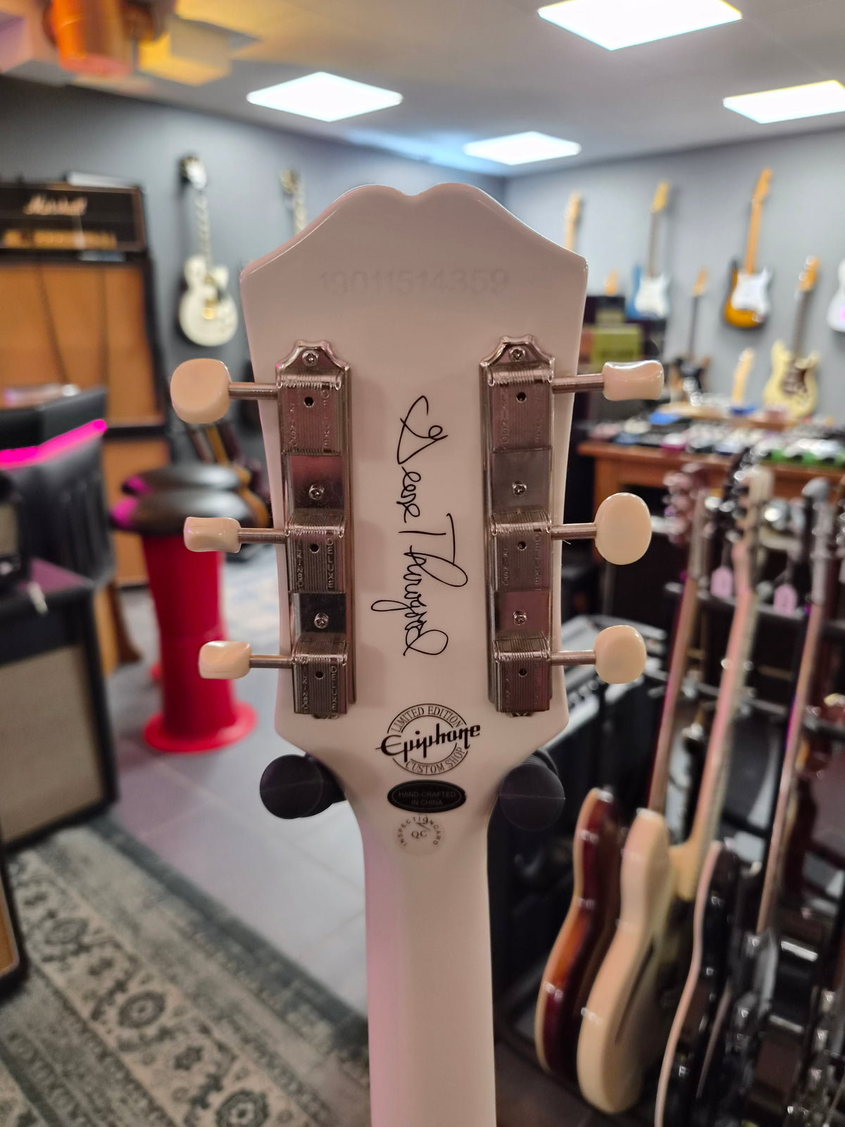 Epiphone White Fang George Thorogood Signature ES-125TDC Outfit