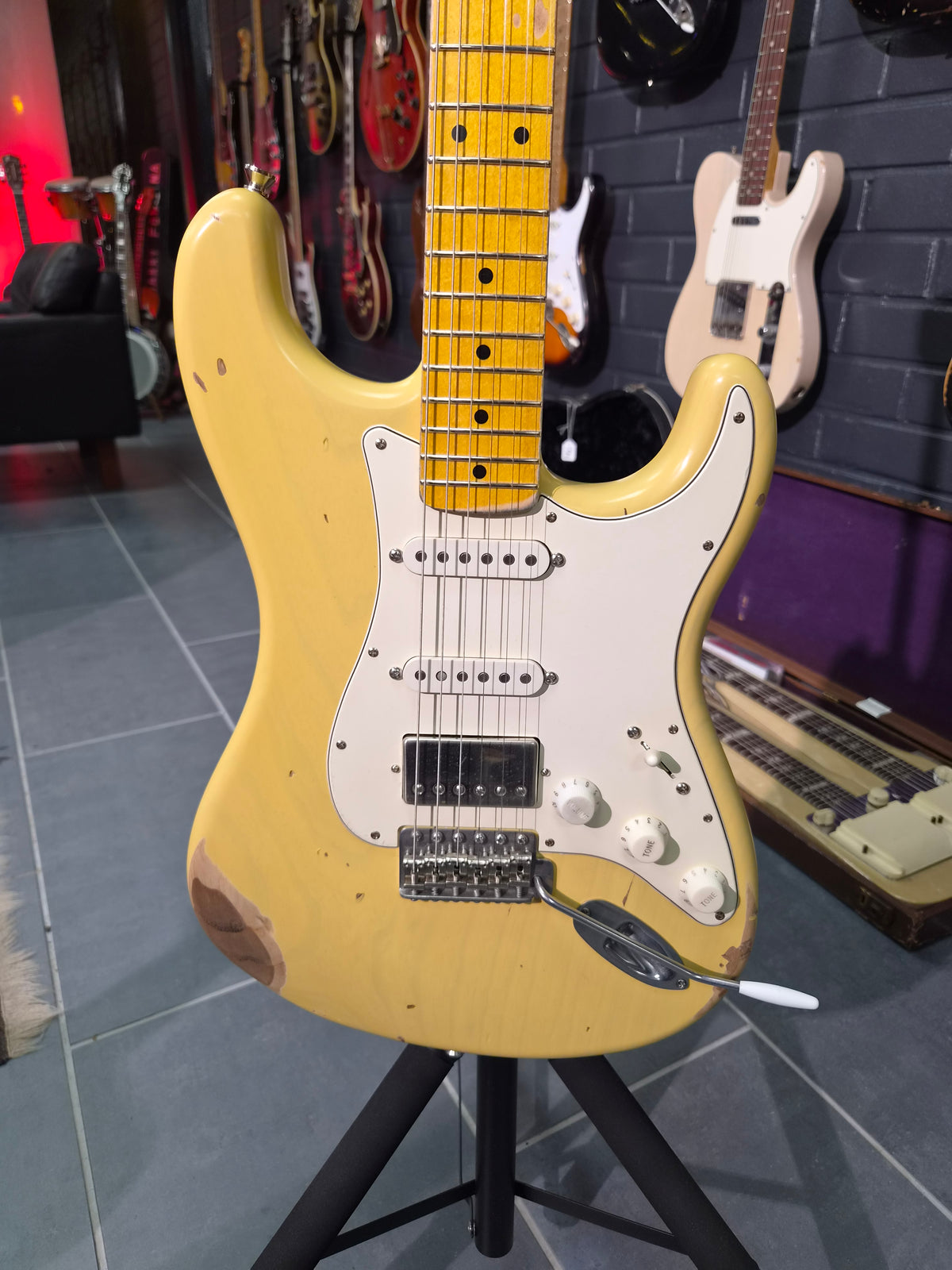 Nashguitars S-63 Cream HSS 2023