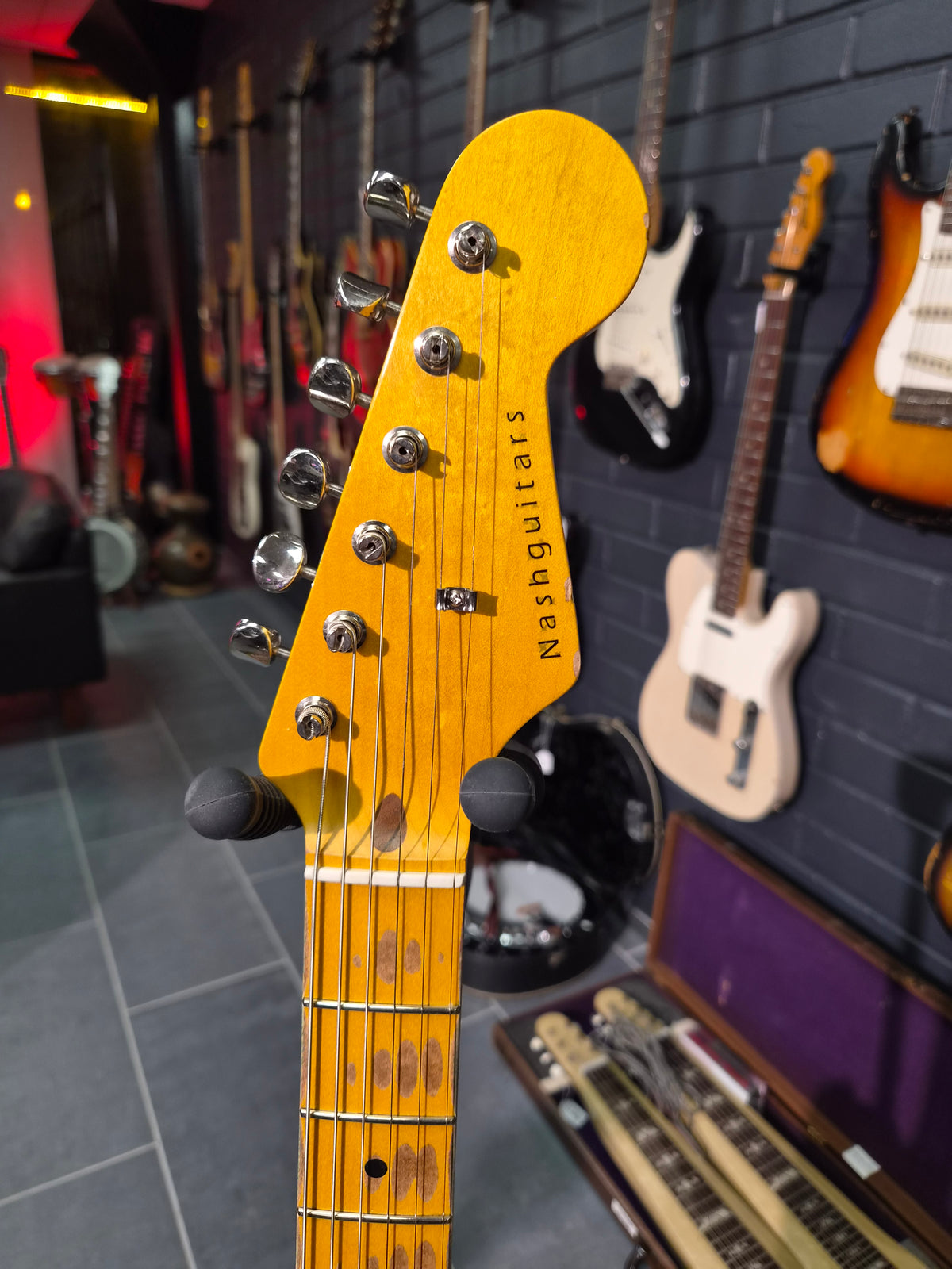 Nashguitars S-63 Cream HSS 2023