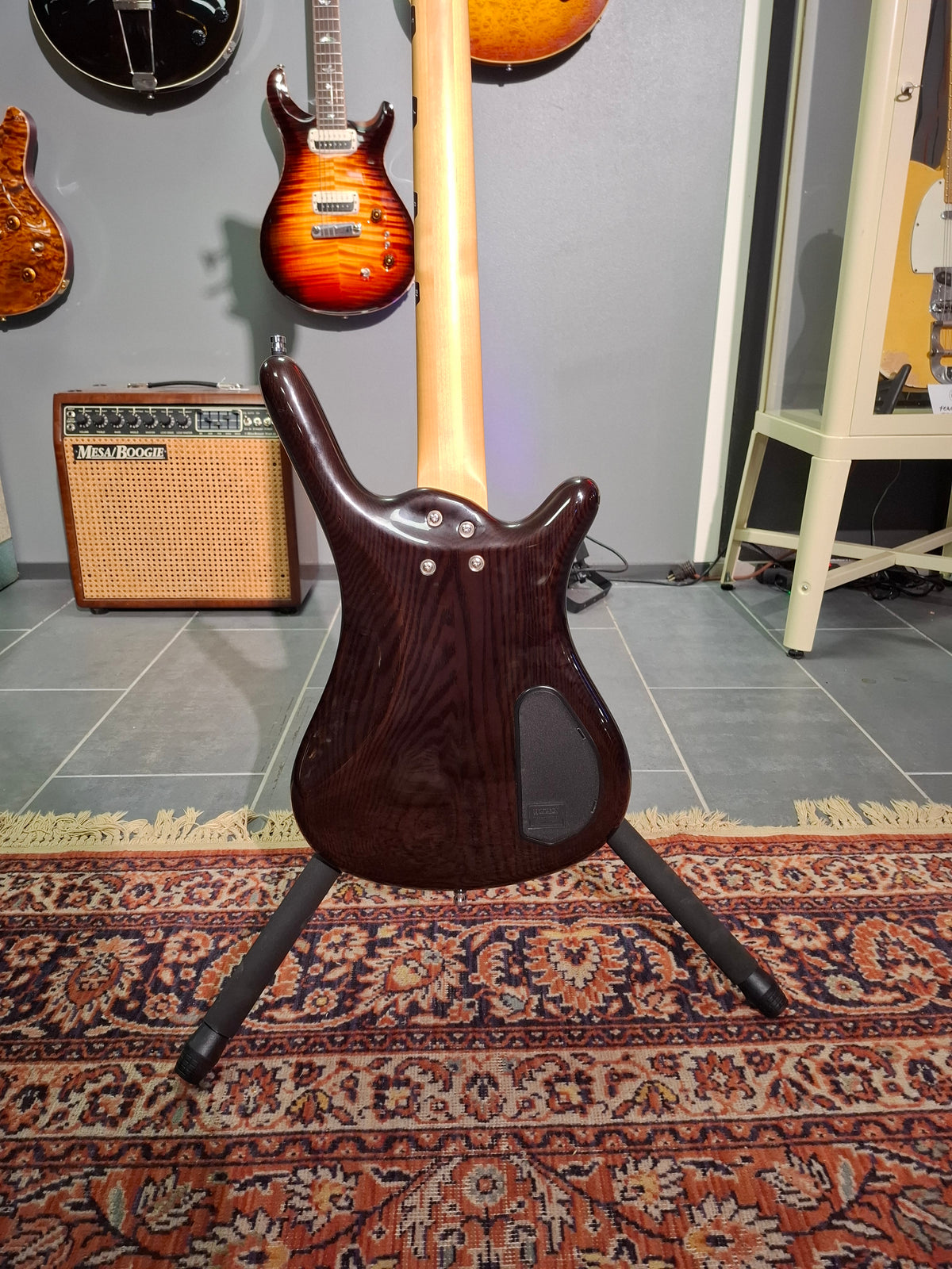 RockBass by Warwick Corvette Fretless Lefty
