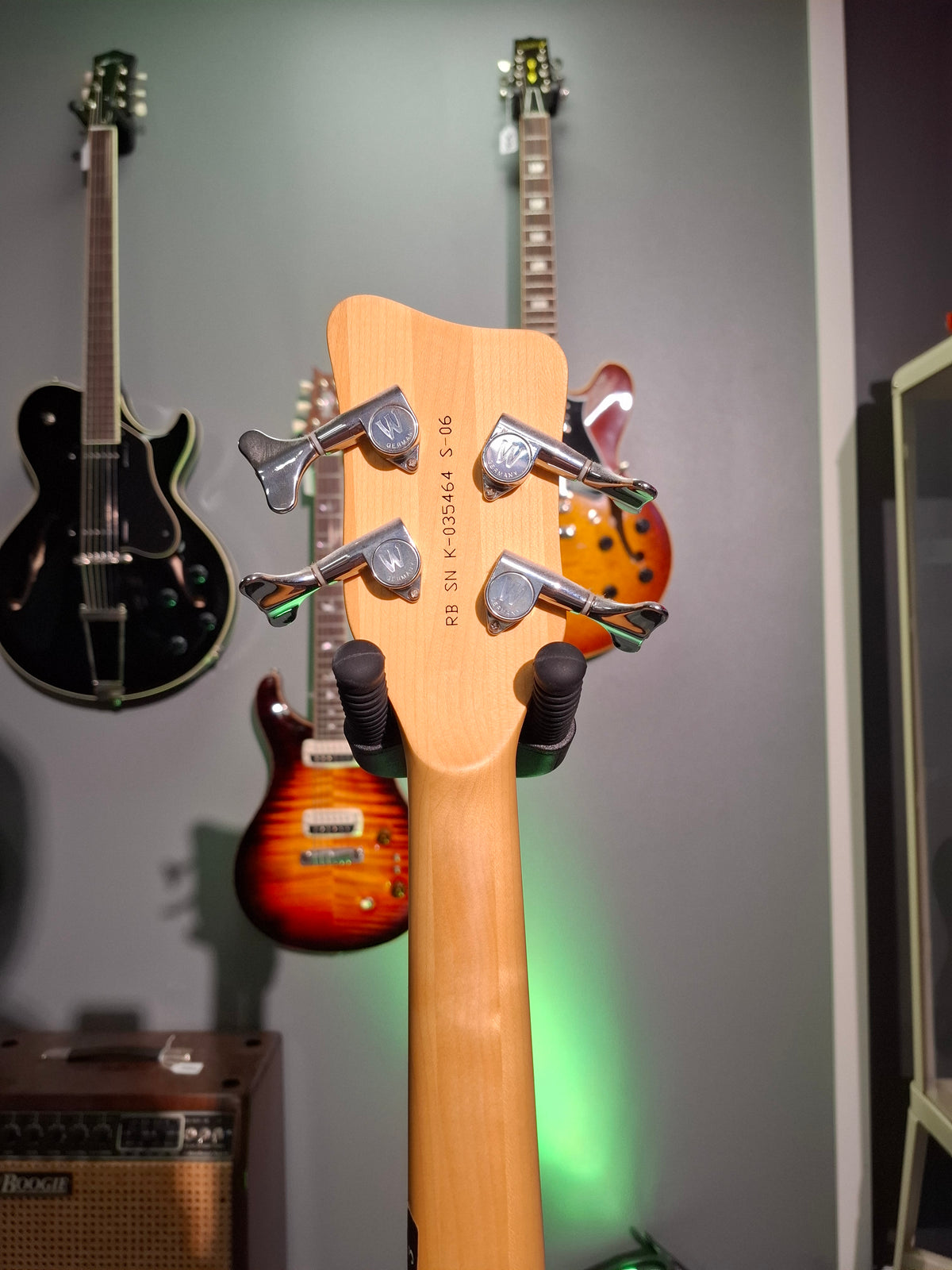 RockBass by Warwick Corvette Fretless Lefty