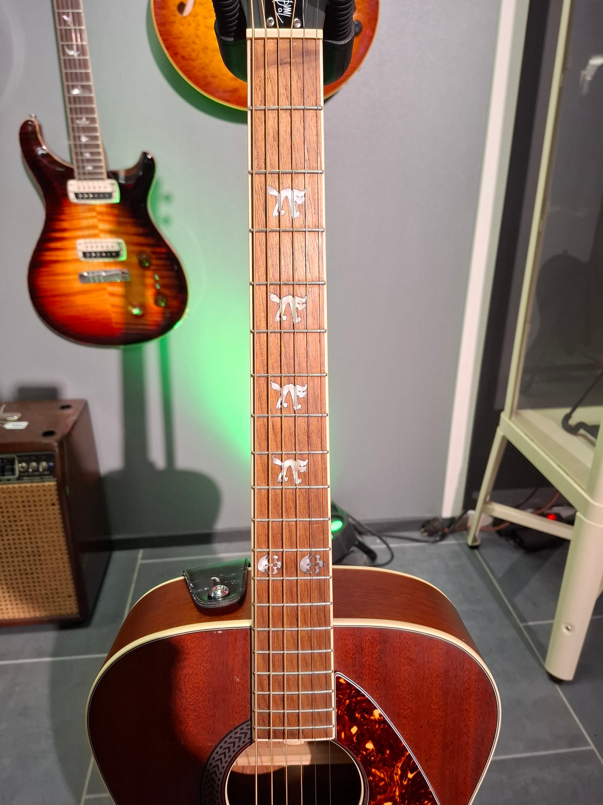 Fender Tim Armstrong Hellcat Acoustic
