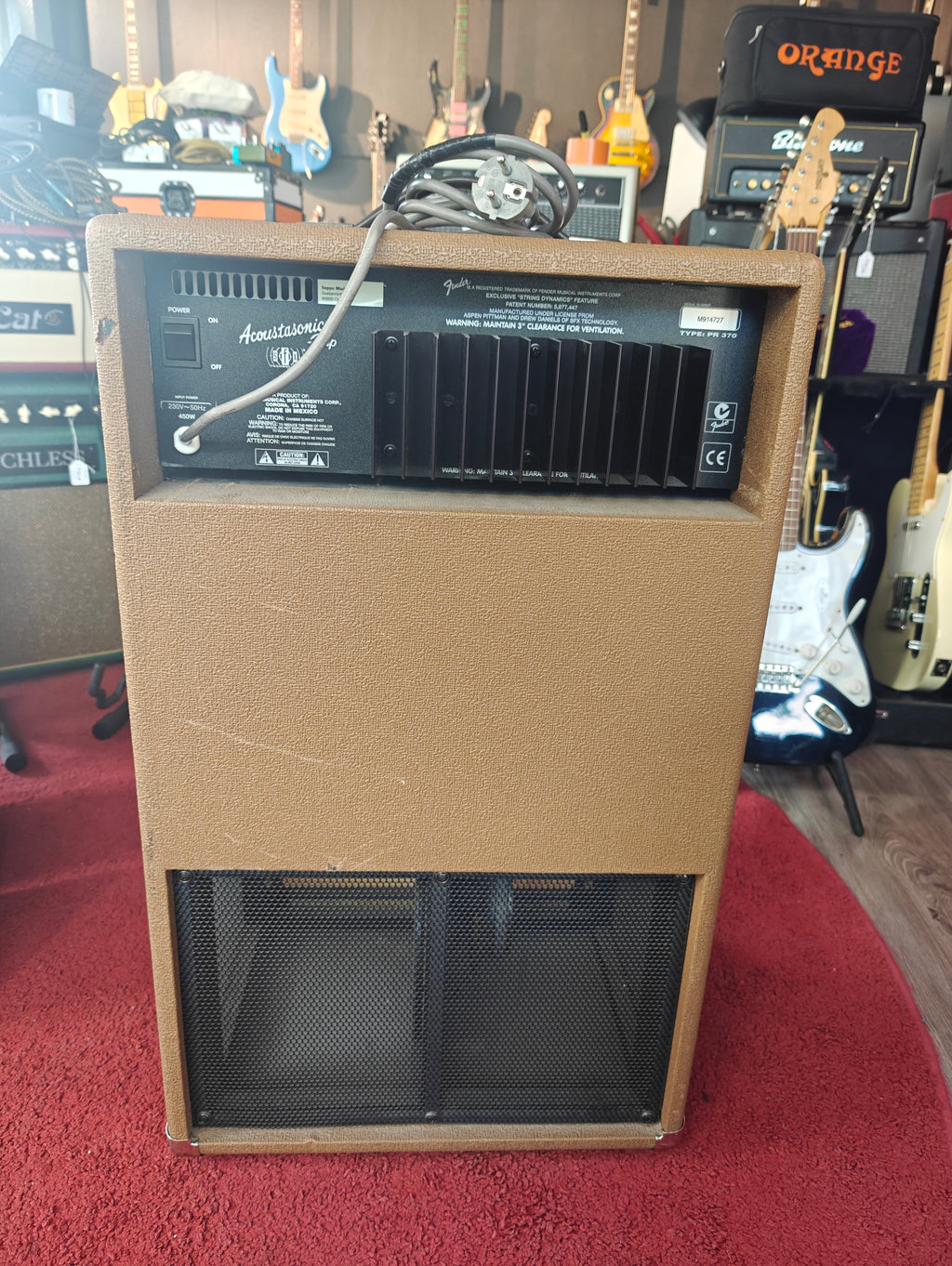 Fender Acoustasonic SFX 2-Channel 2 x 80-Watt 1x8" / 1x10" Acoustic Guitar Amp