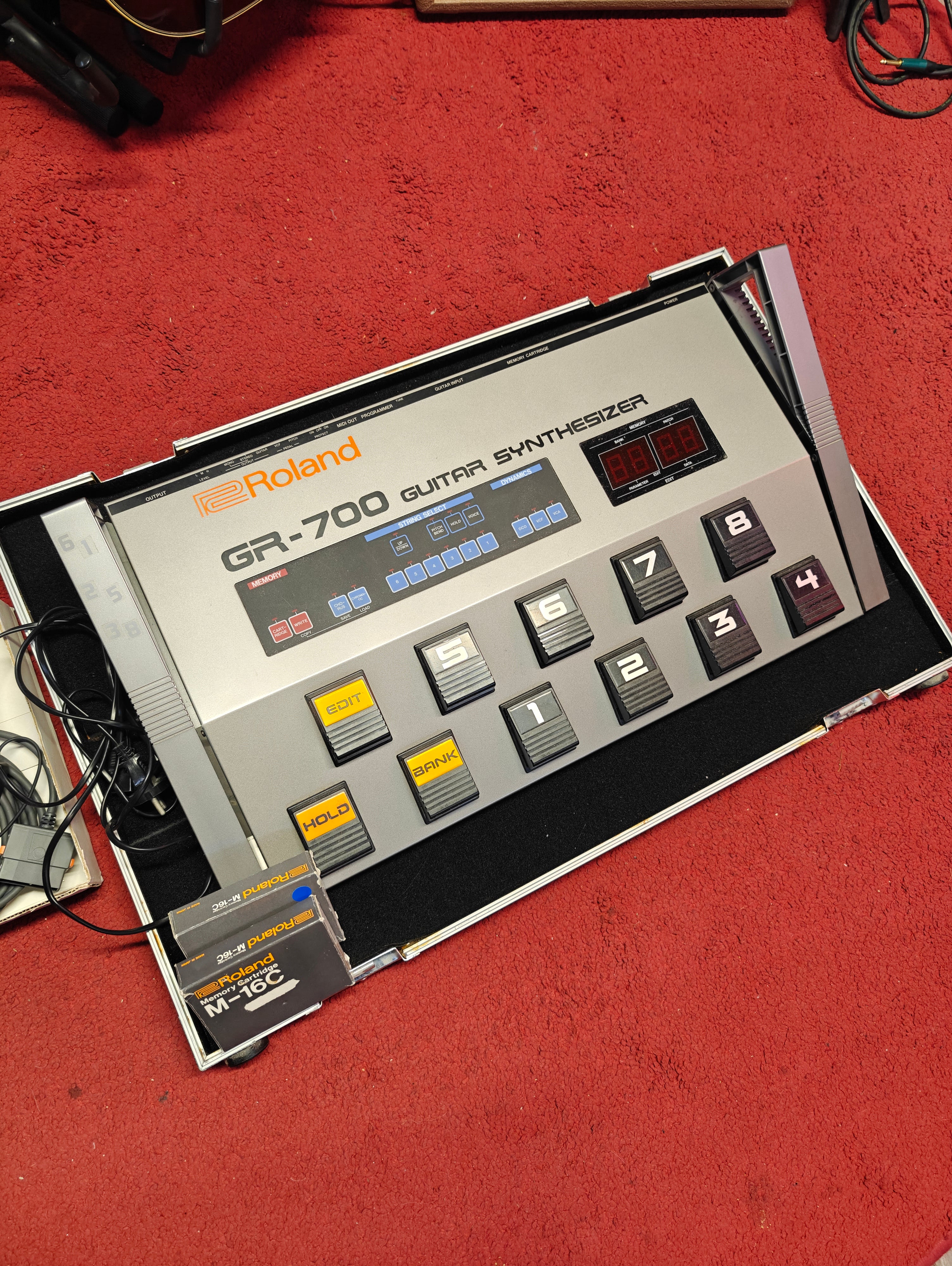 817 ROLAND GR-700 GK-1 ギターシンセサイザー 817 ROLAND GR-700 GK-1 ギターシンセサイザー