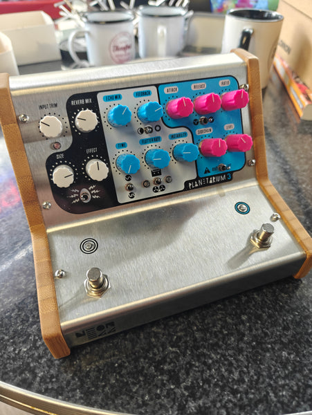 ギター NEON EGG PLANETARIUM 3 FIRST SOUNDS // Neon Egg Planetarium V3, this one goes hard