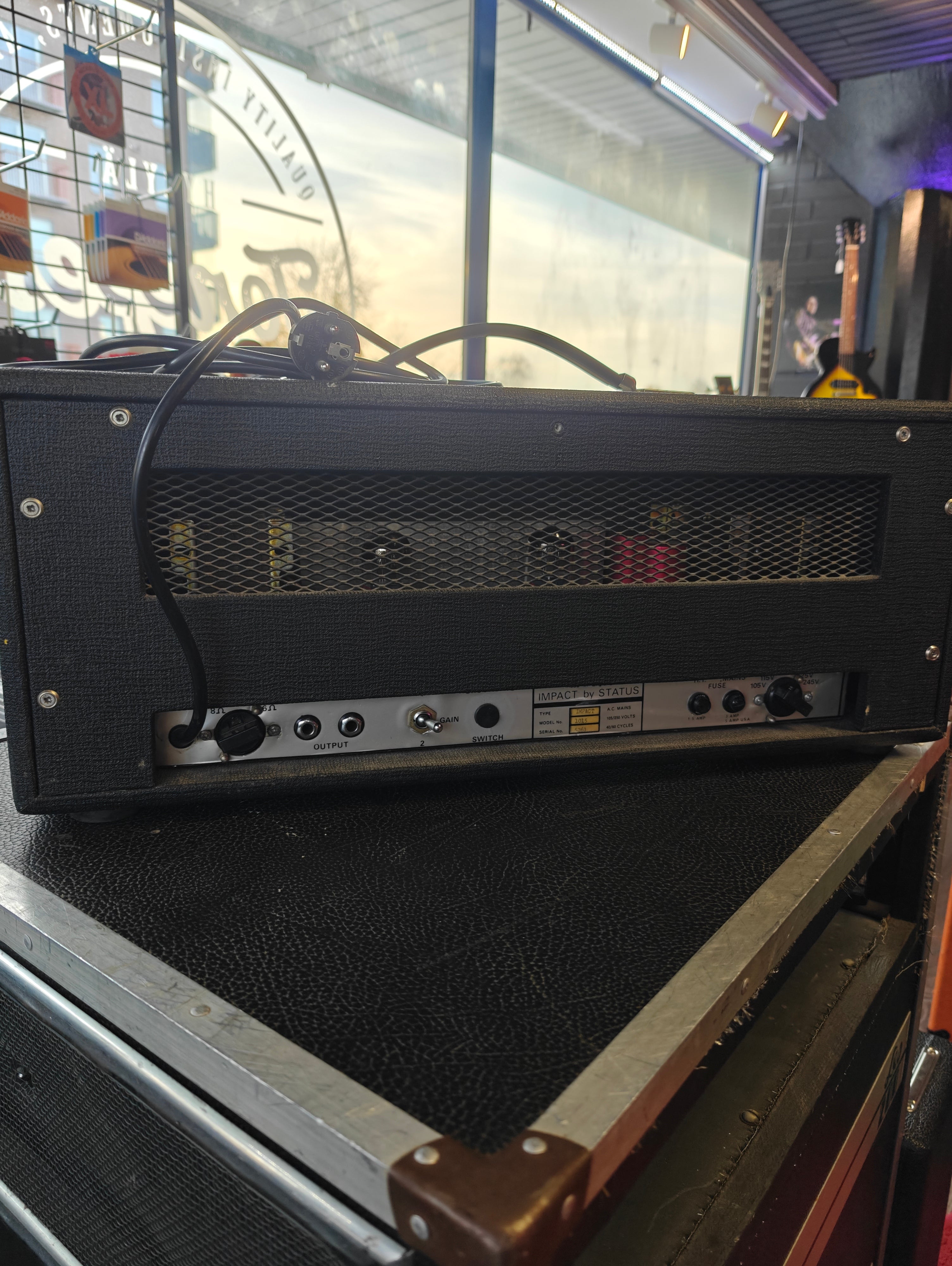 Impact by Status 1015 60 watt 1960s