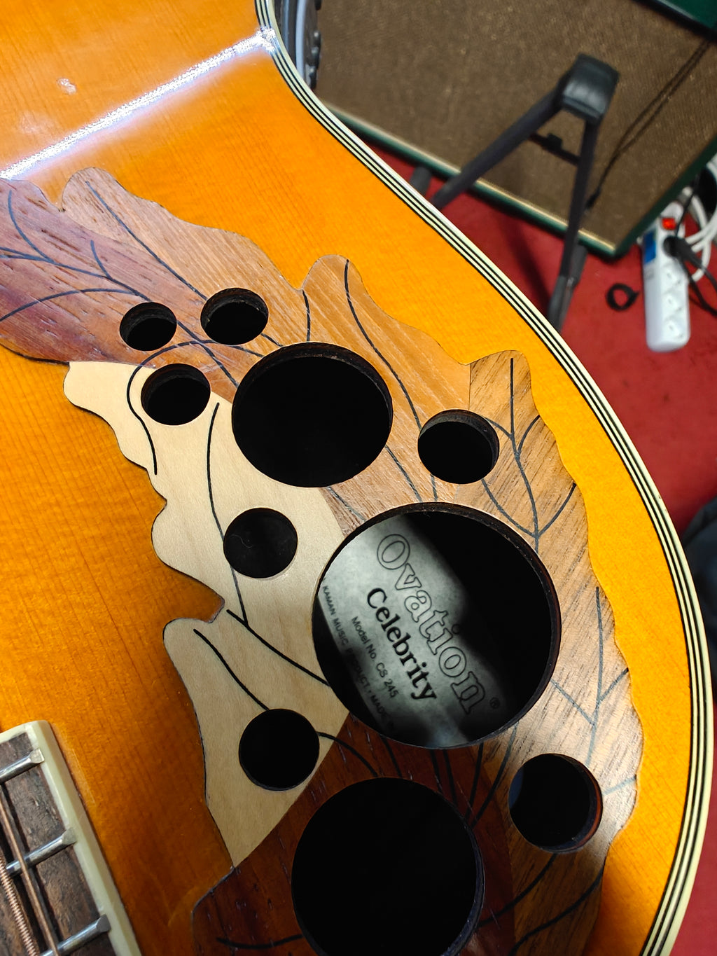 Ovation CS-245 Celebrity