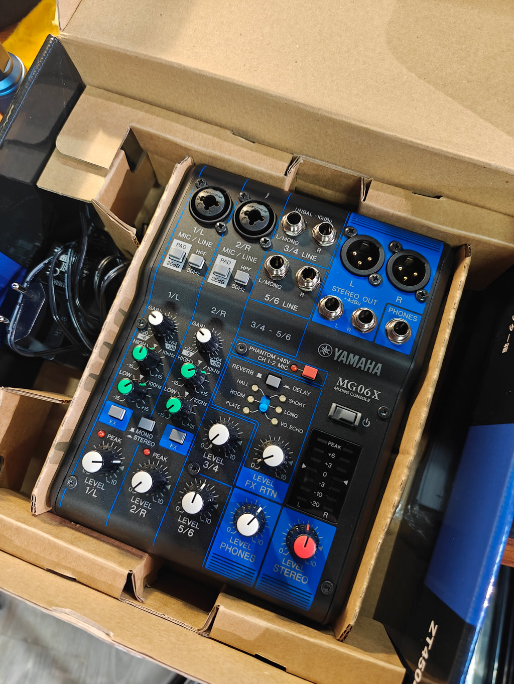 Yamaha MG06X Mixing Console
