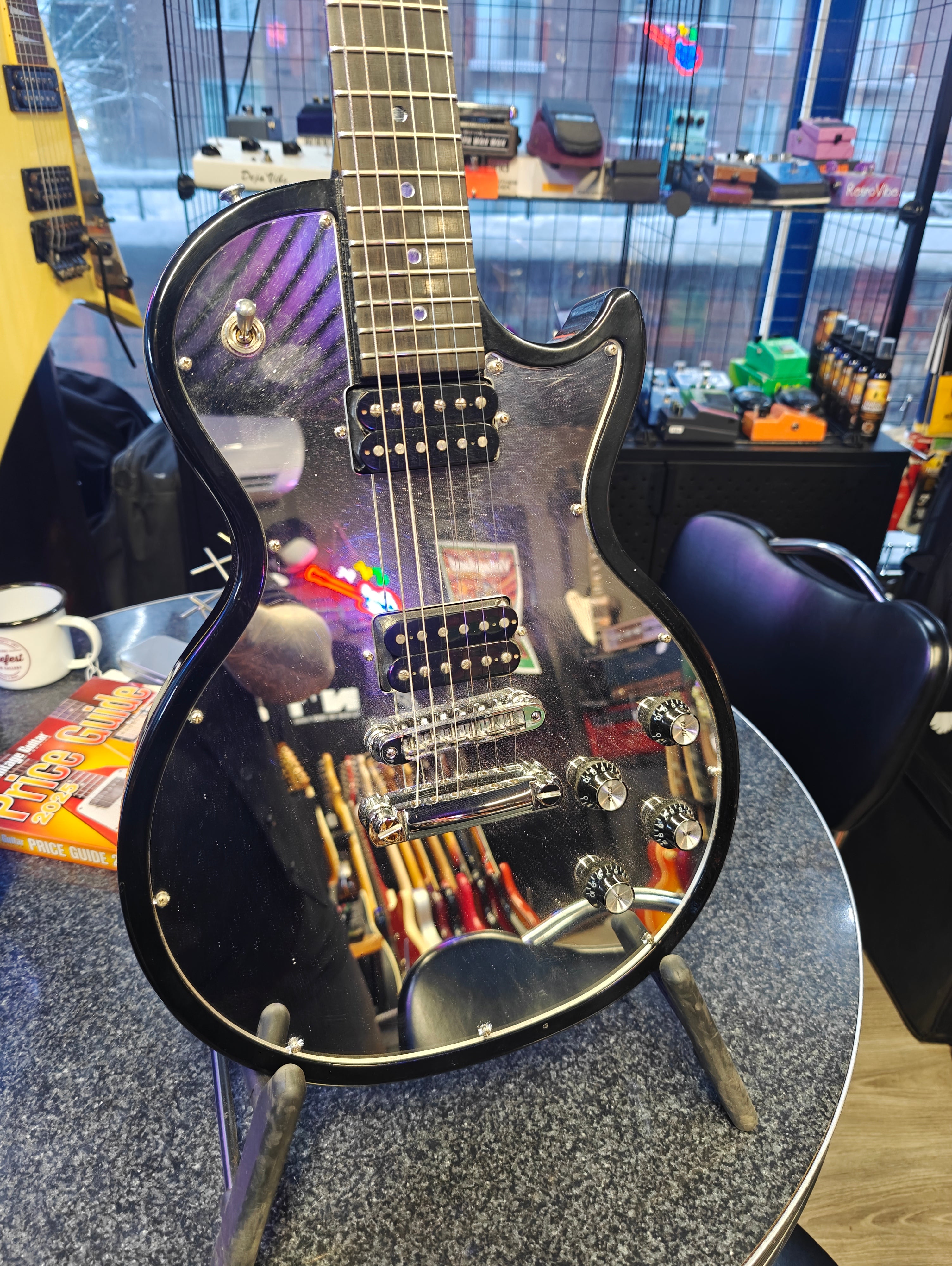 Gibson Les Paul Special New Century 2006 – Tonefest Guitar Gallery