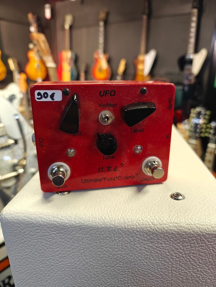Homebrew Electronics UFO Fuzz Octave ファズ