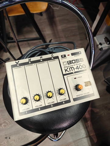 Boss KM-400 Keyboard Mixer