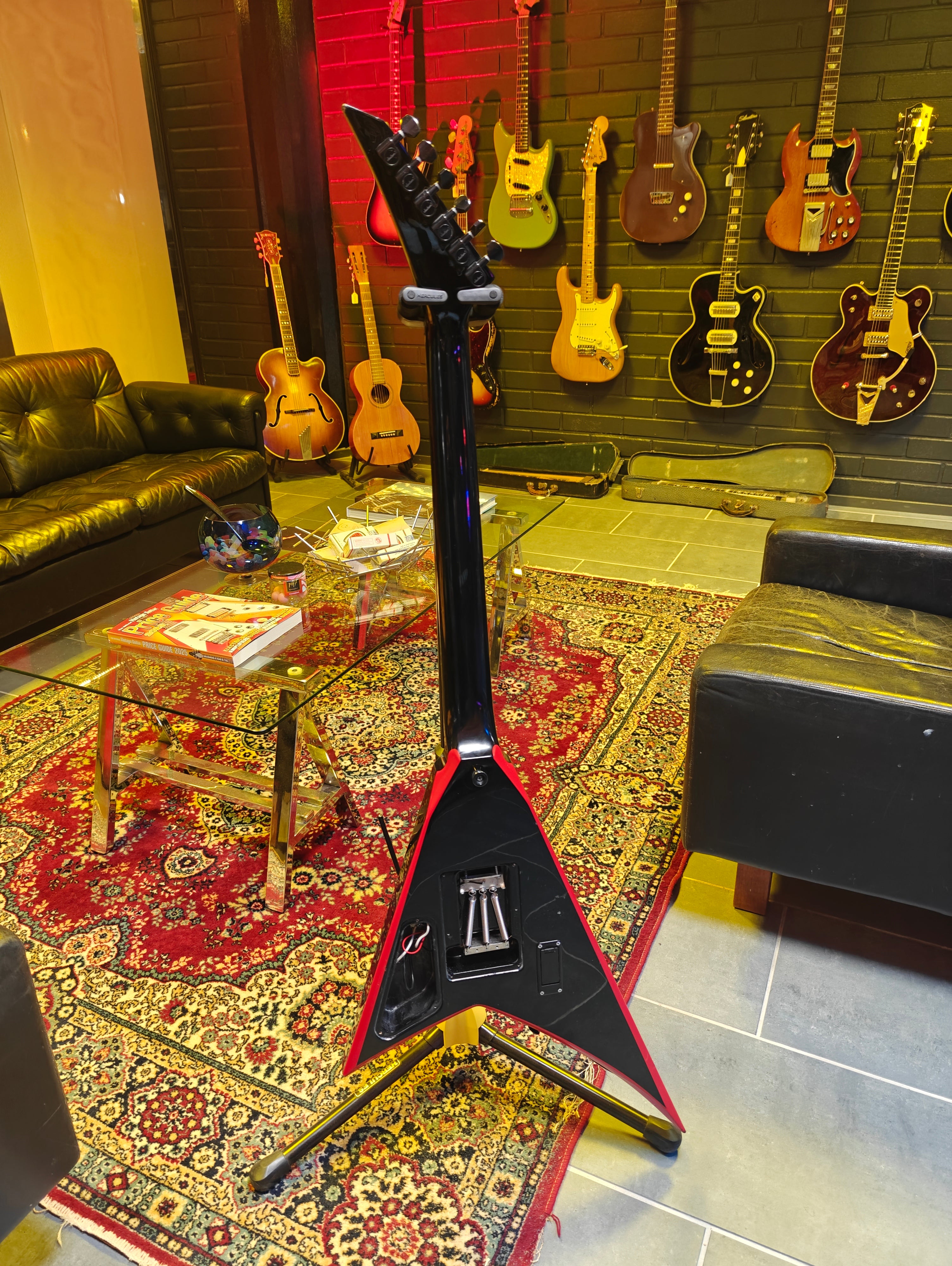 Jackson Pro Series RR24 Rhoads Made in Japan 2007 Black w/ Red