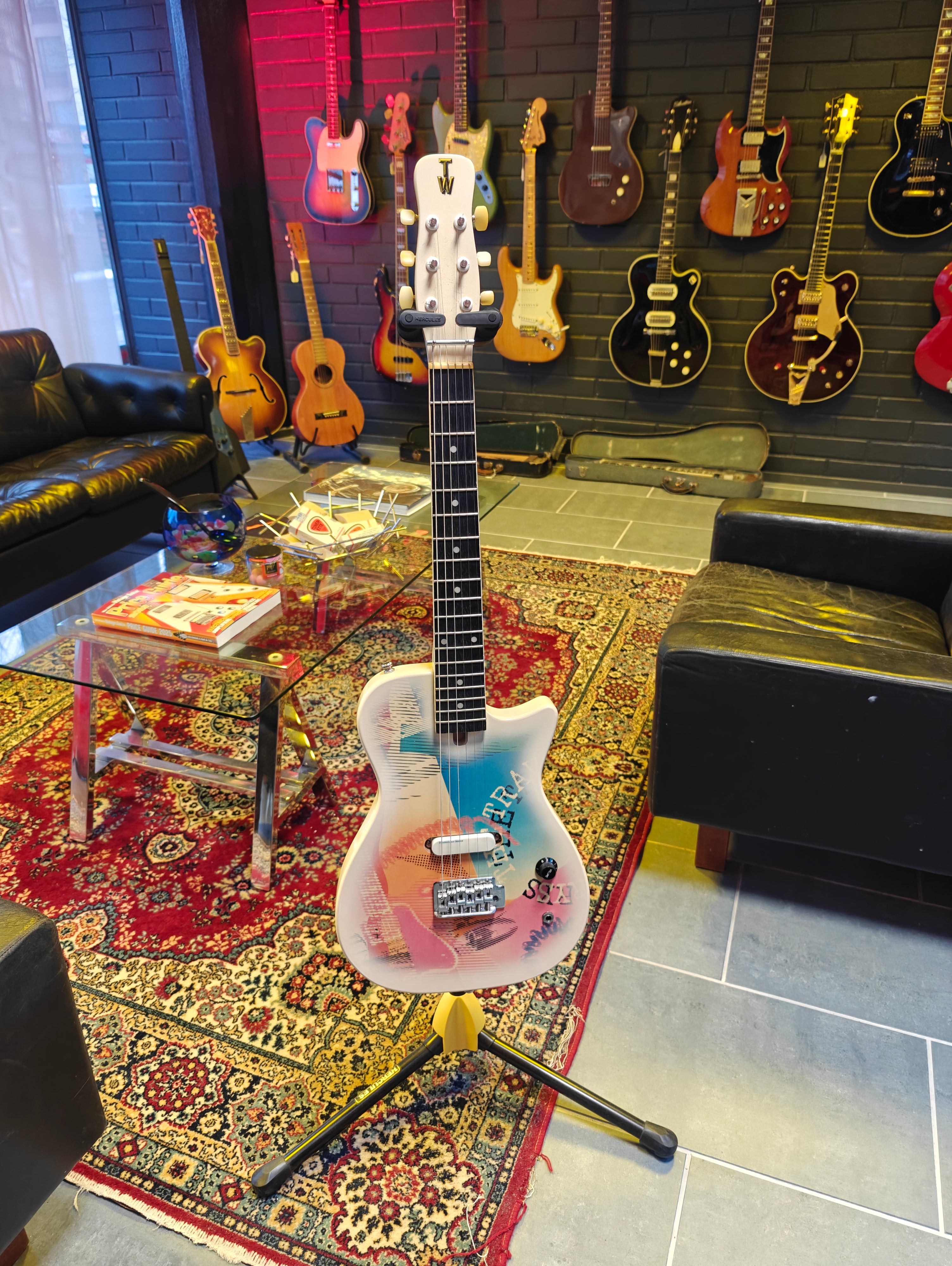 Gretsch TW-100T Traveling Wilburys – Tonefest Guitar Gallery