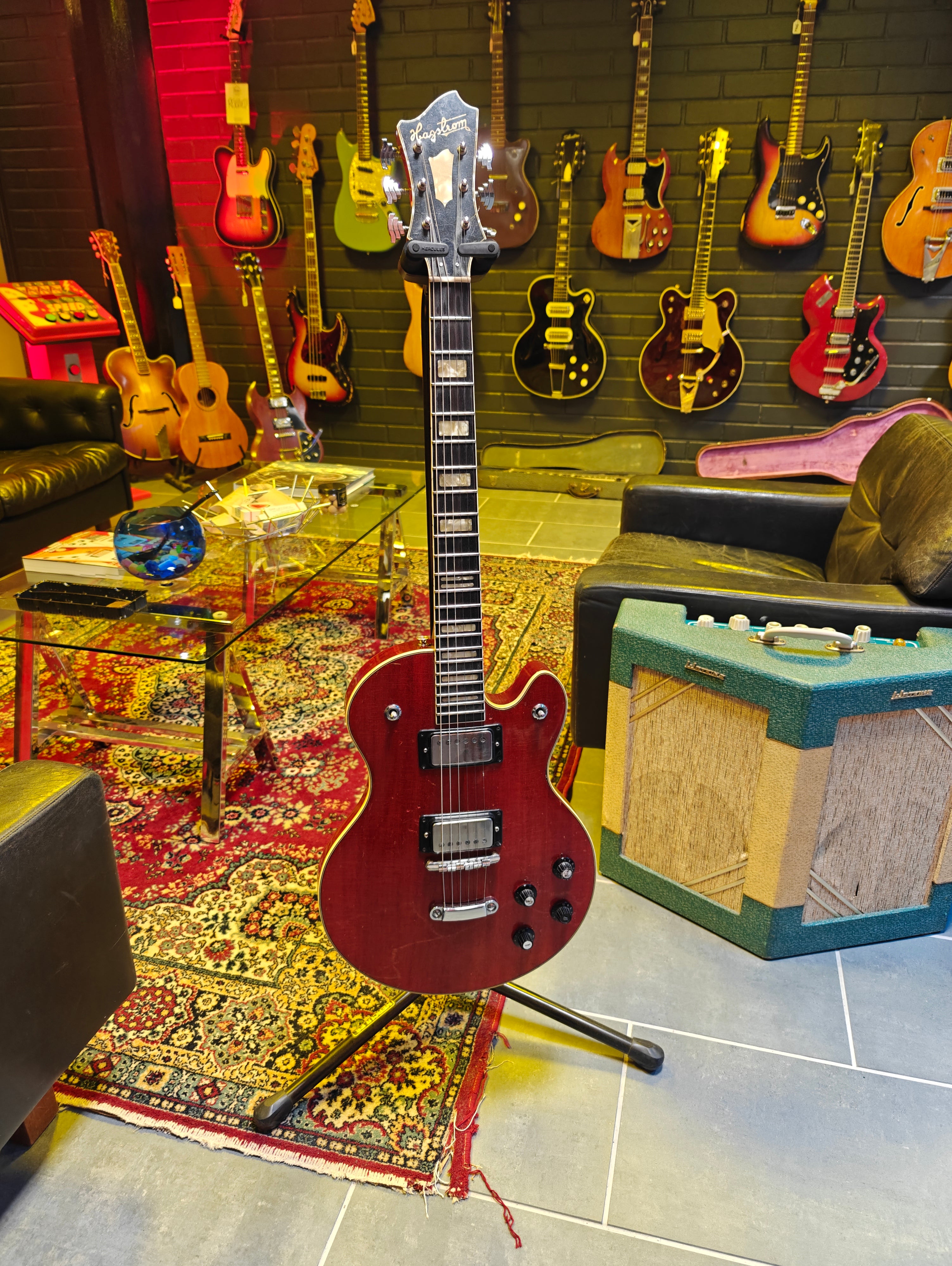 Hagström Swede / LP 1970 – Tonefest Guitar Gallery