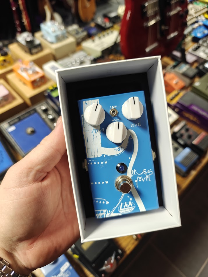 LAA Custom Blues Devil Overdrive