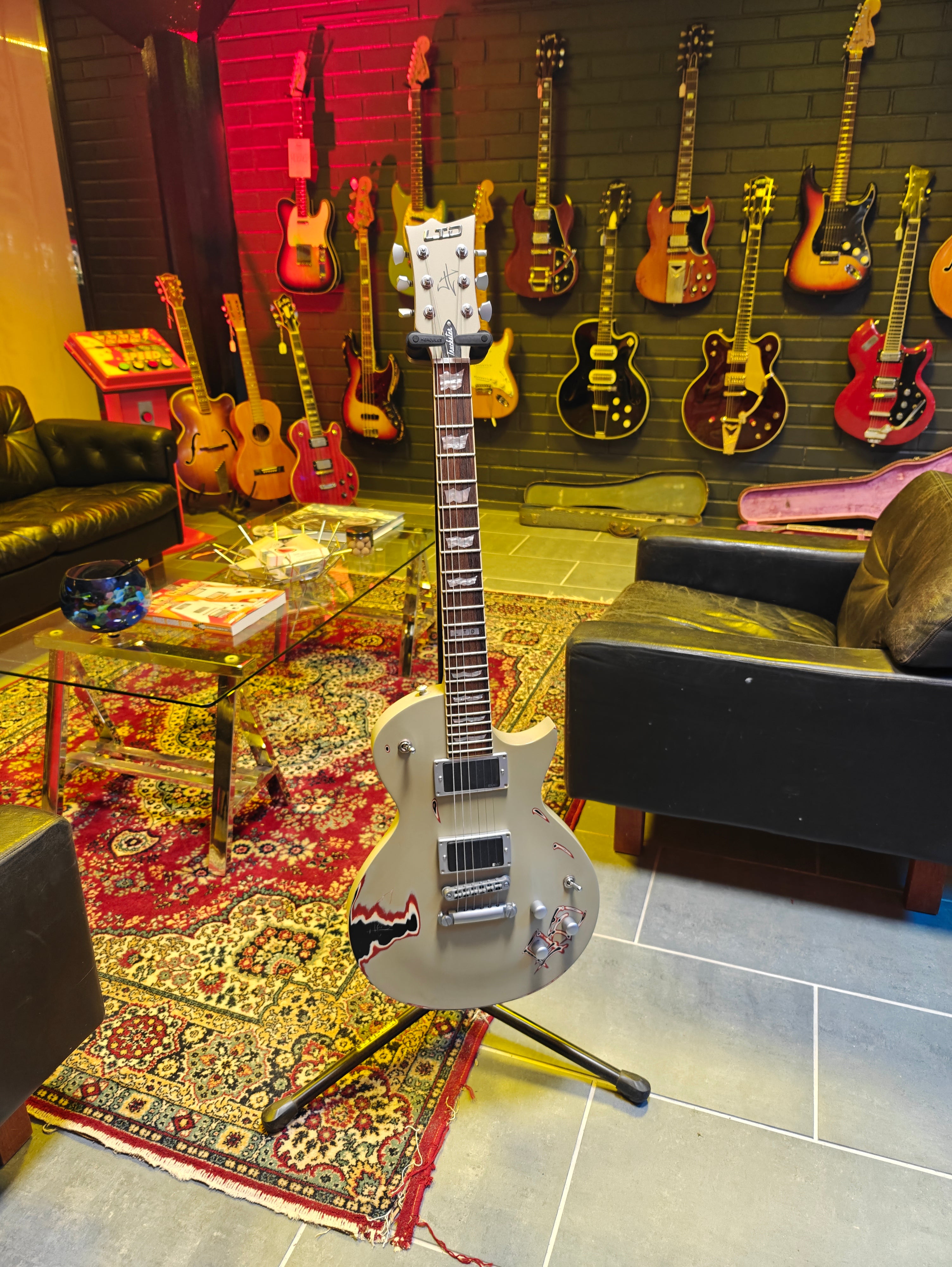 ESP LTD Truckster James Hetfield Signature – Tonefest Guitar