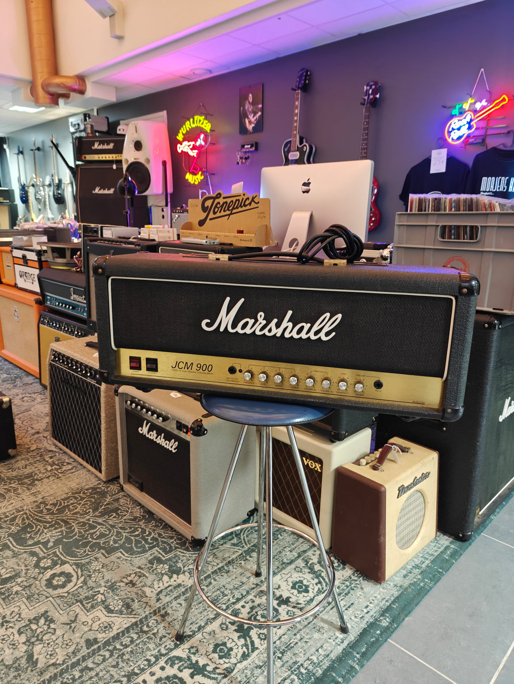 Marshall JCM 900 100W Hi Gain Master Volume MkIII 1990
