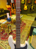 Fender Flea Signature Jazz Bass Roadworn Shell Pink