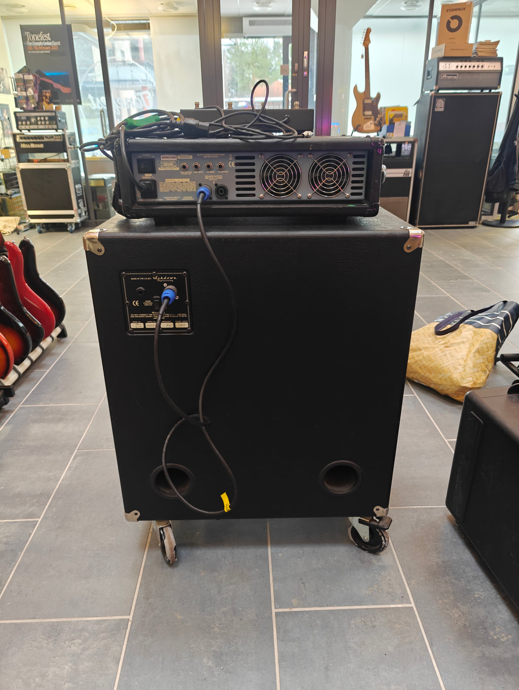 Ashdown EVO III 500 Head and Ashdown ABM-410H 600W 4x10" cabinet