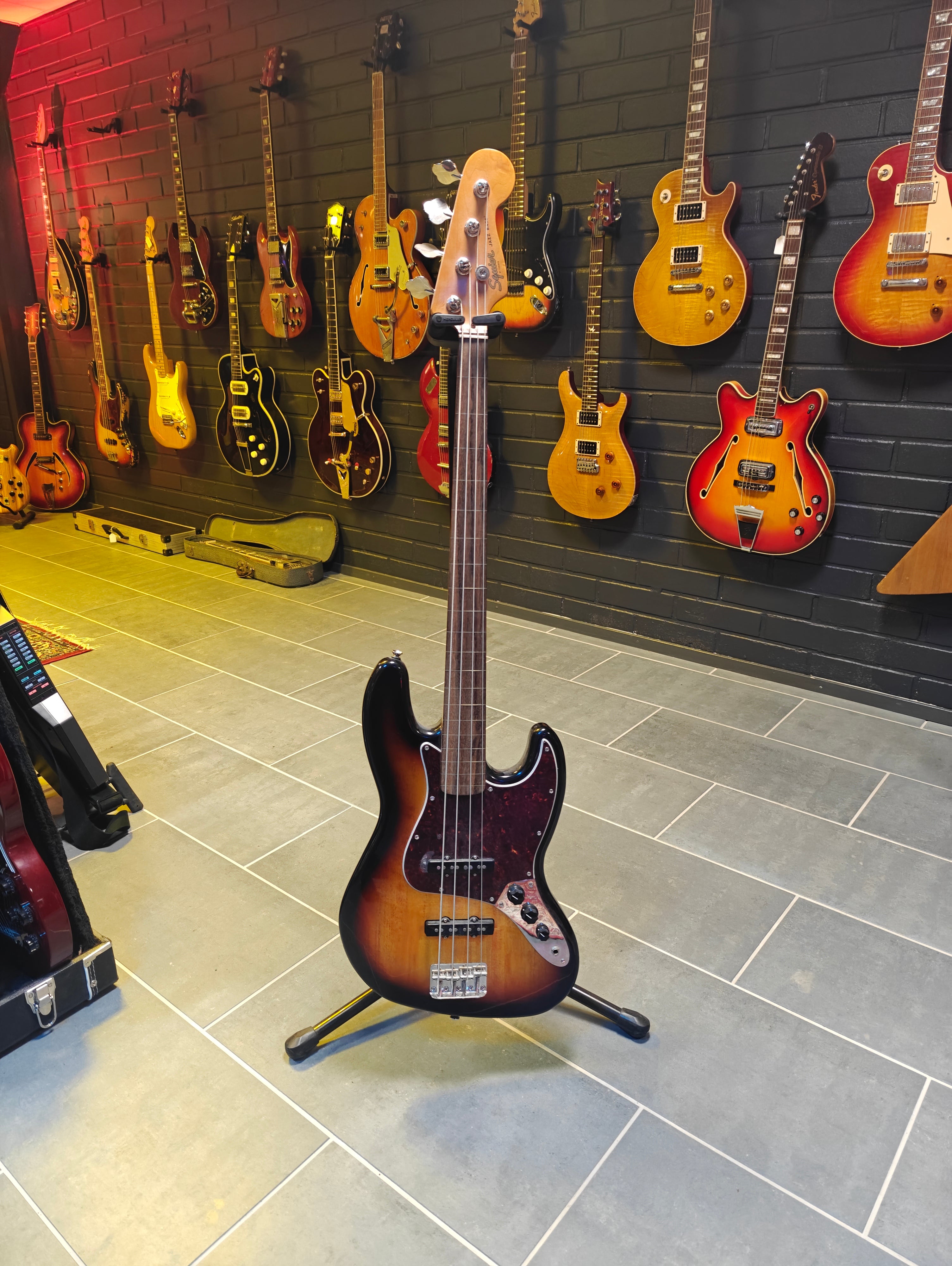 Squier CV '60s Jazz Bass Fretless