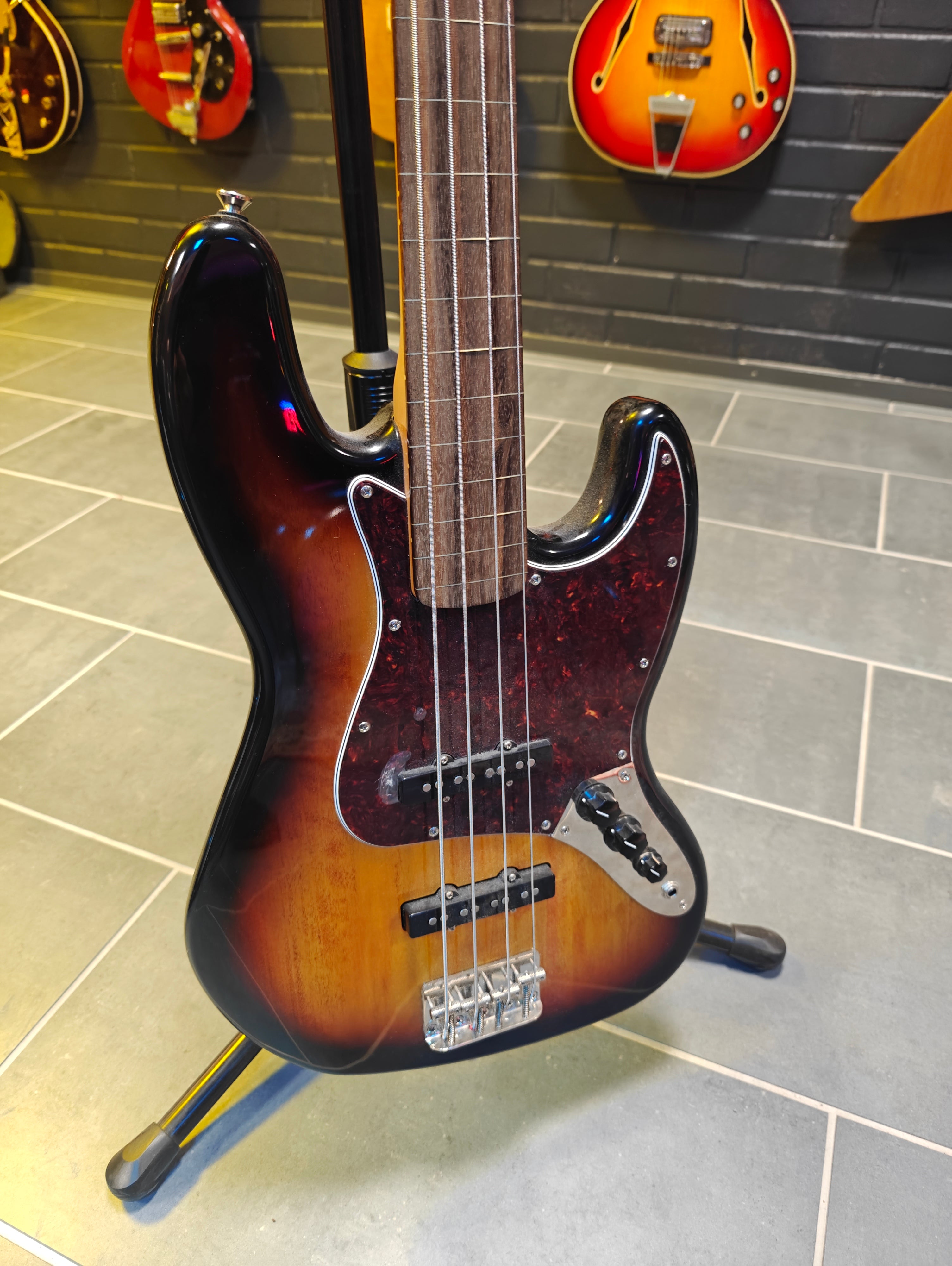 Squier CV '60s Jazz Bass Fretless