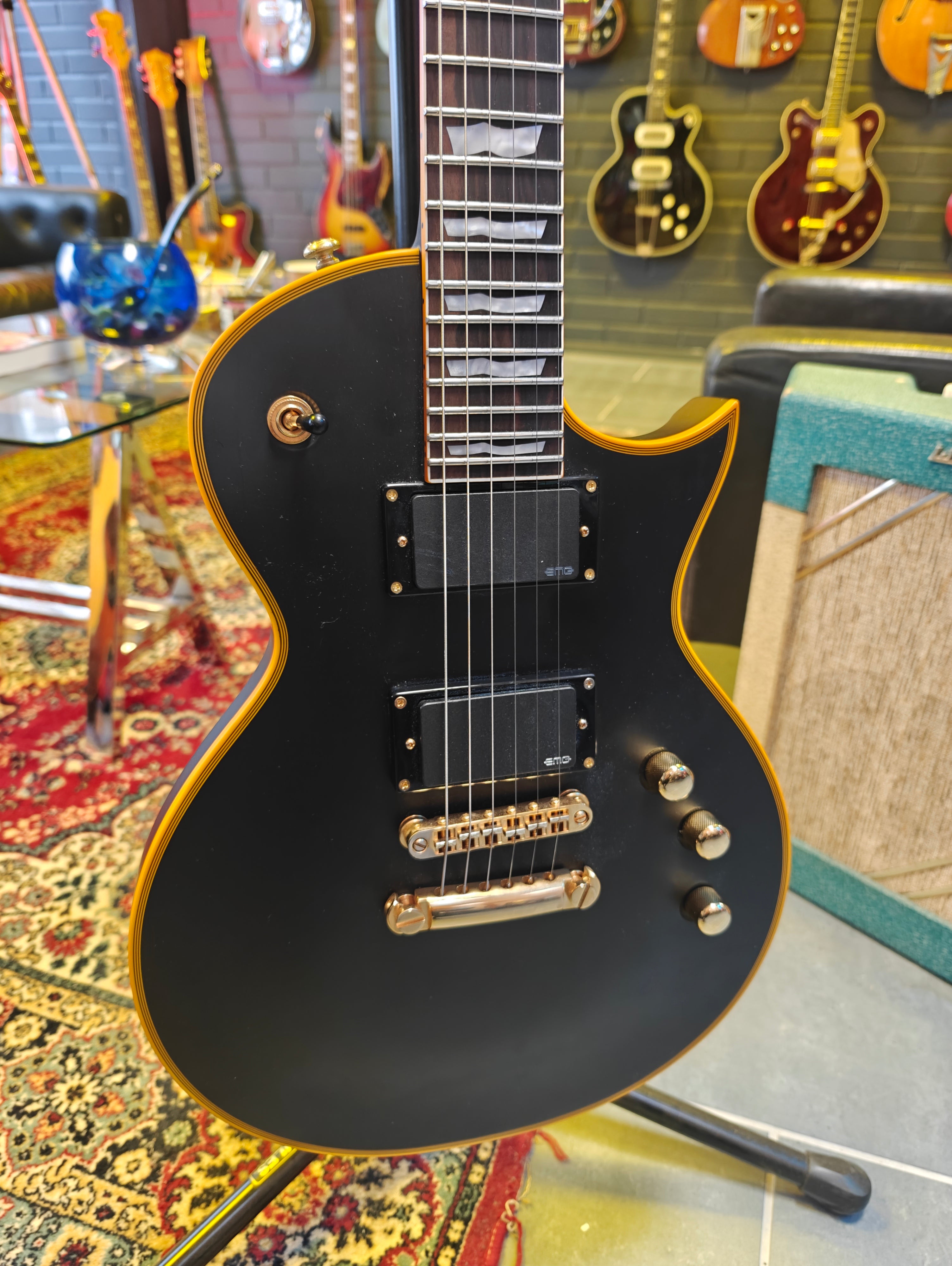 ESP LTD EC-1000 EMG Vintage Black
