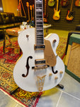 Gretsch White Falcon G6136DS w/ Dynasonic Pickups