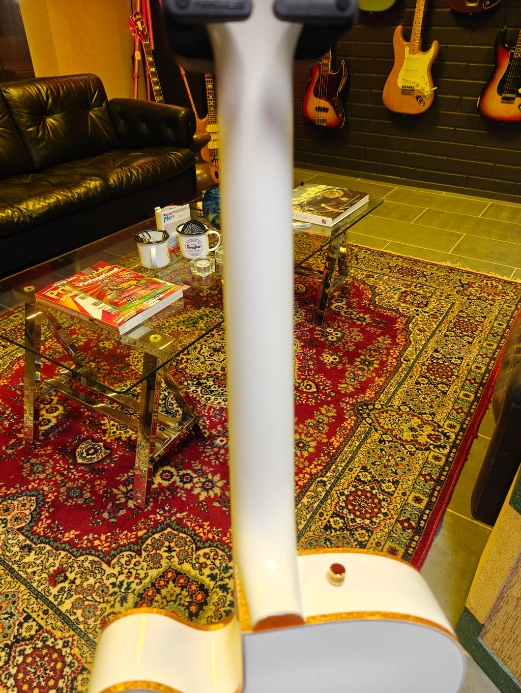 Gretsch White Falcon G6136DS w/ Dynasonic Pickups