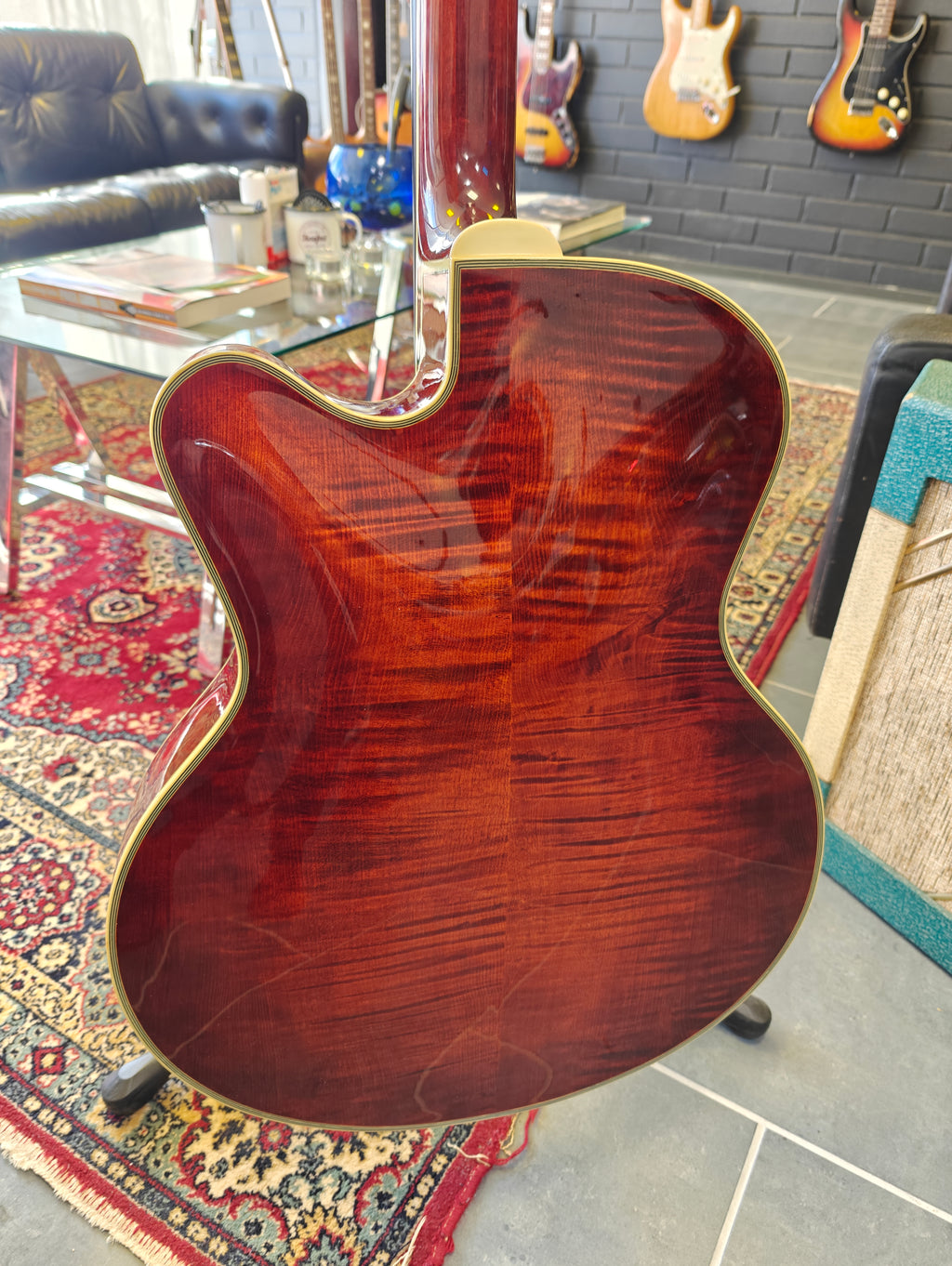 Eastman AR810CE