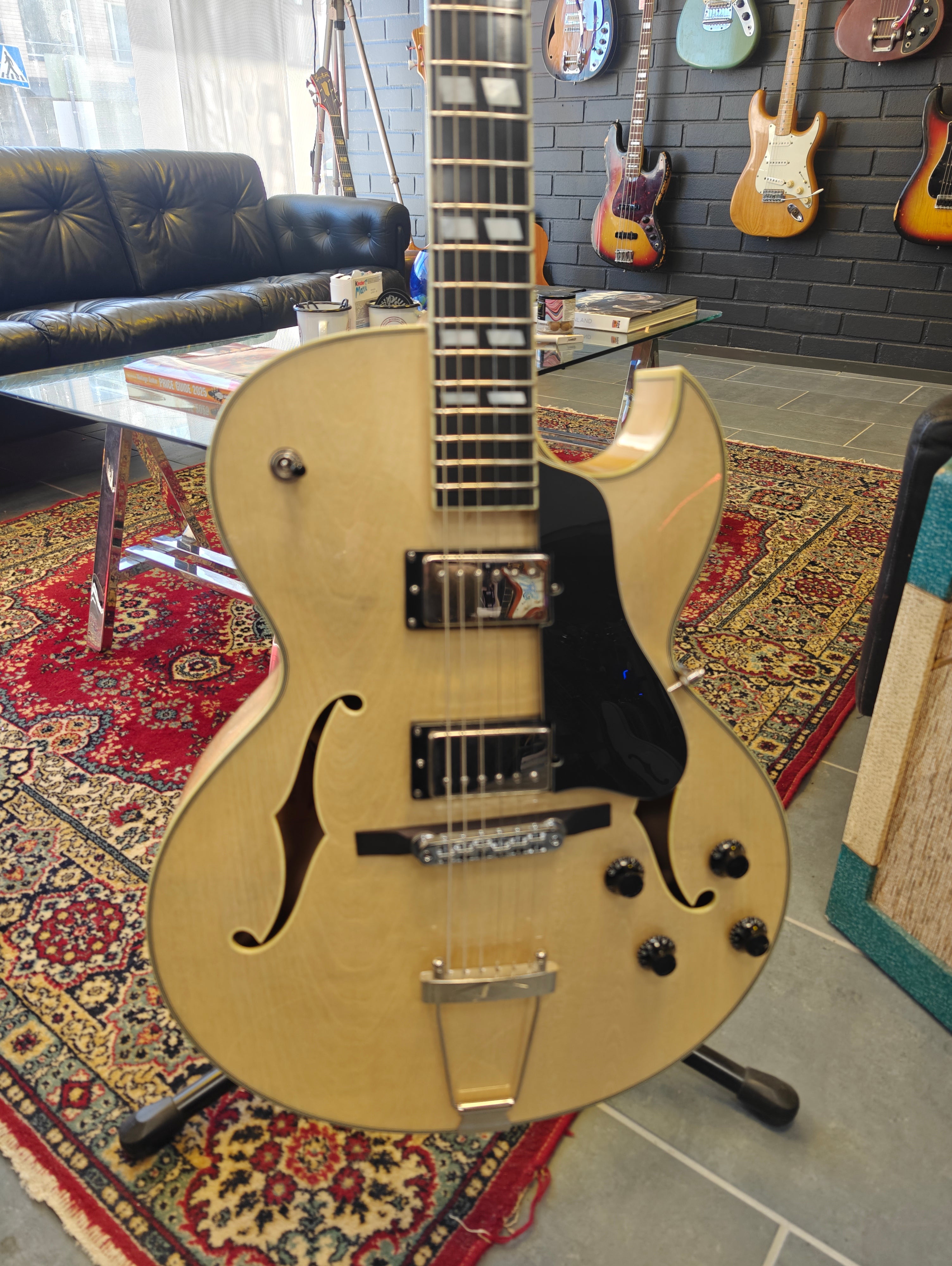 Eastman AR372CE-BD