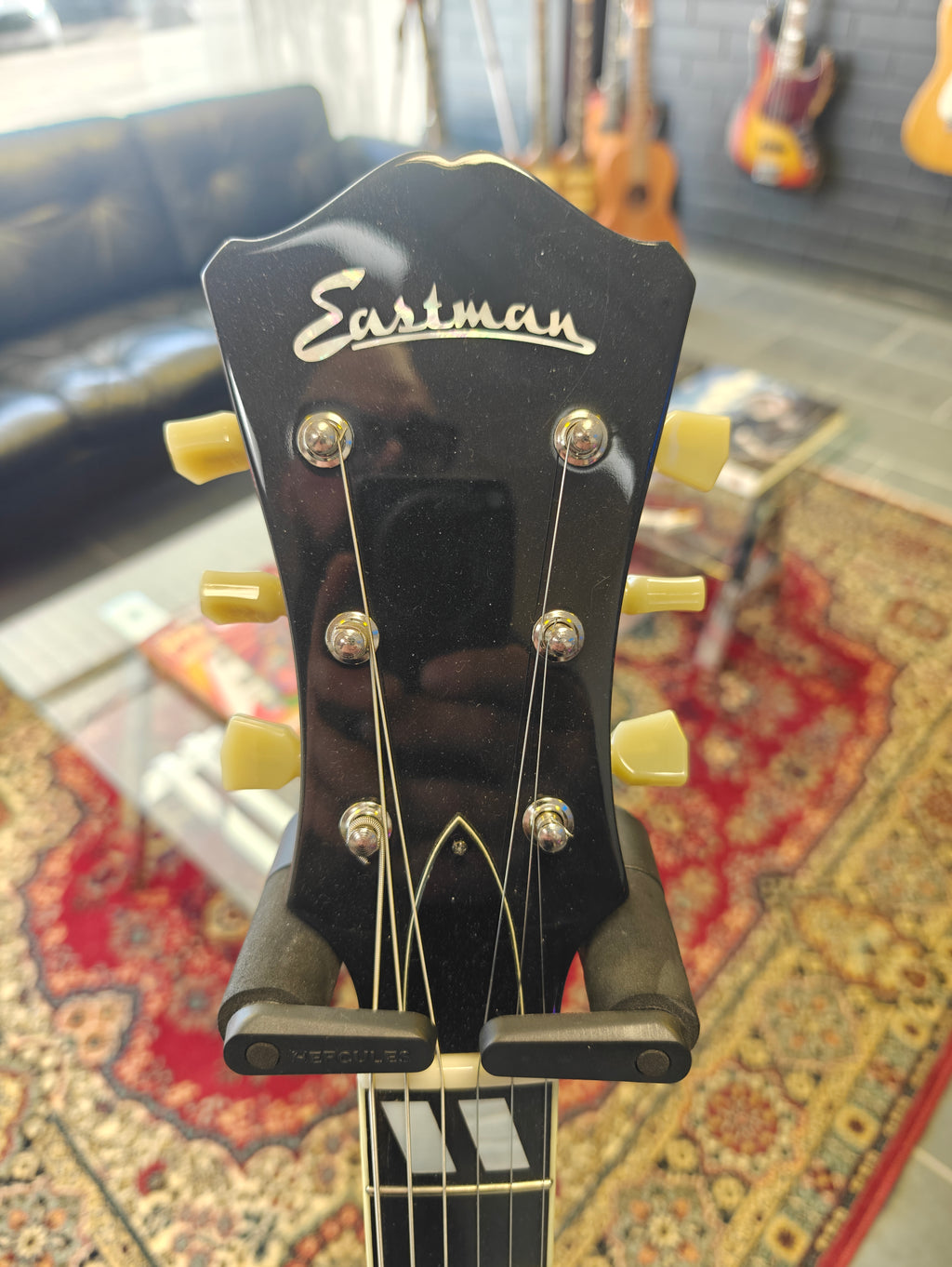Eastman AR372CE-BD