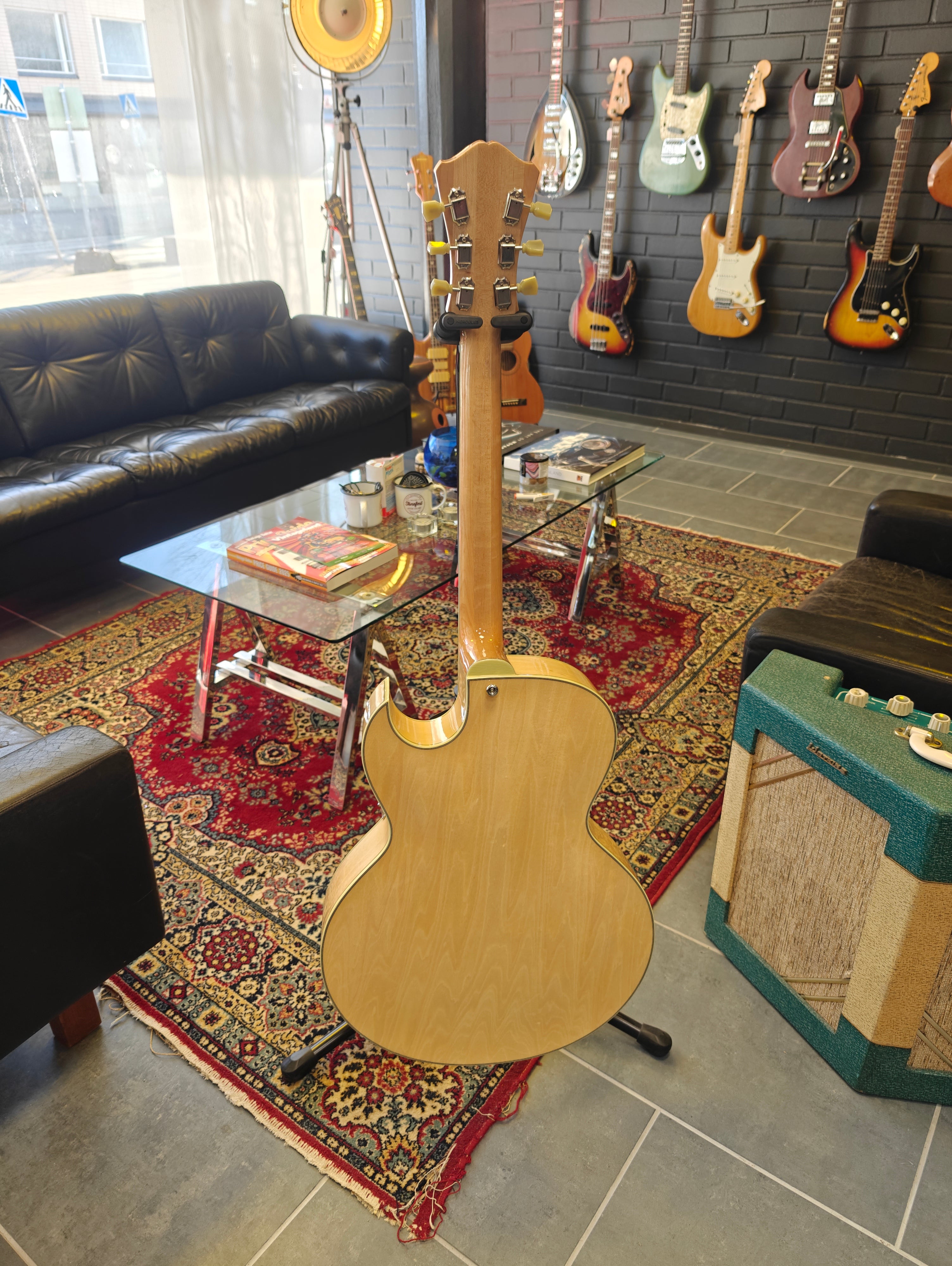 Eastman AR372CE-BD
