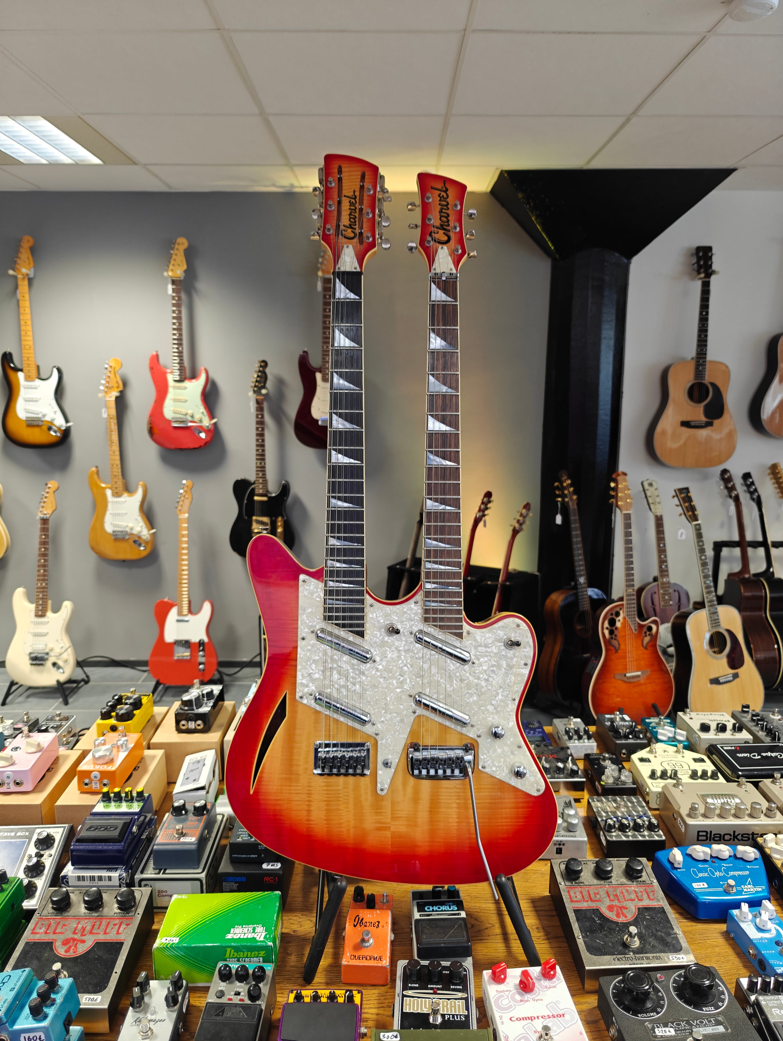 Charvel Surfcaster Double Neck 6/12 Cherry Sunburst 1990s