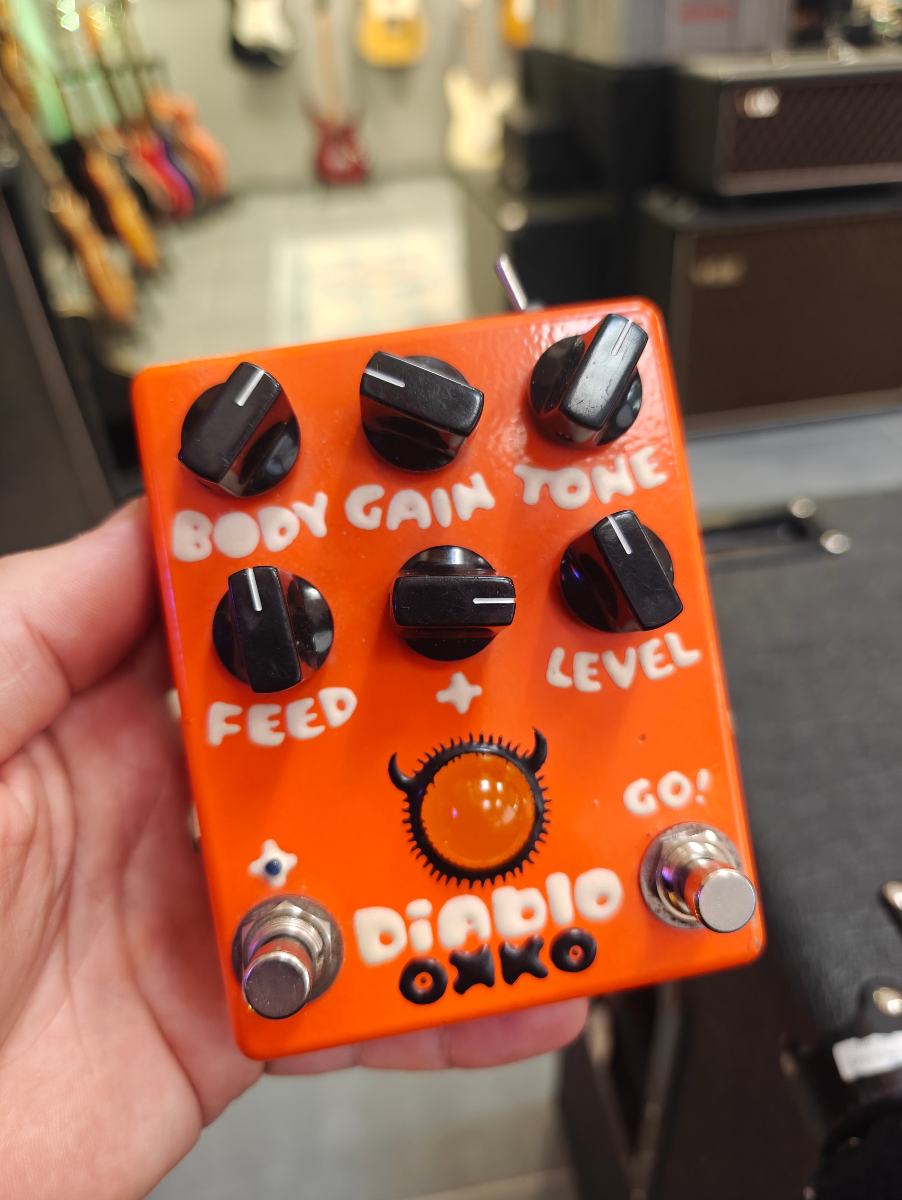 Okko Diablo Gain+ 2006 Hand Painted – Tonefest Guitar Gallery