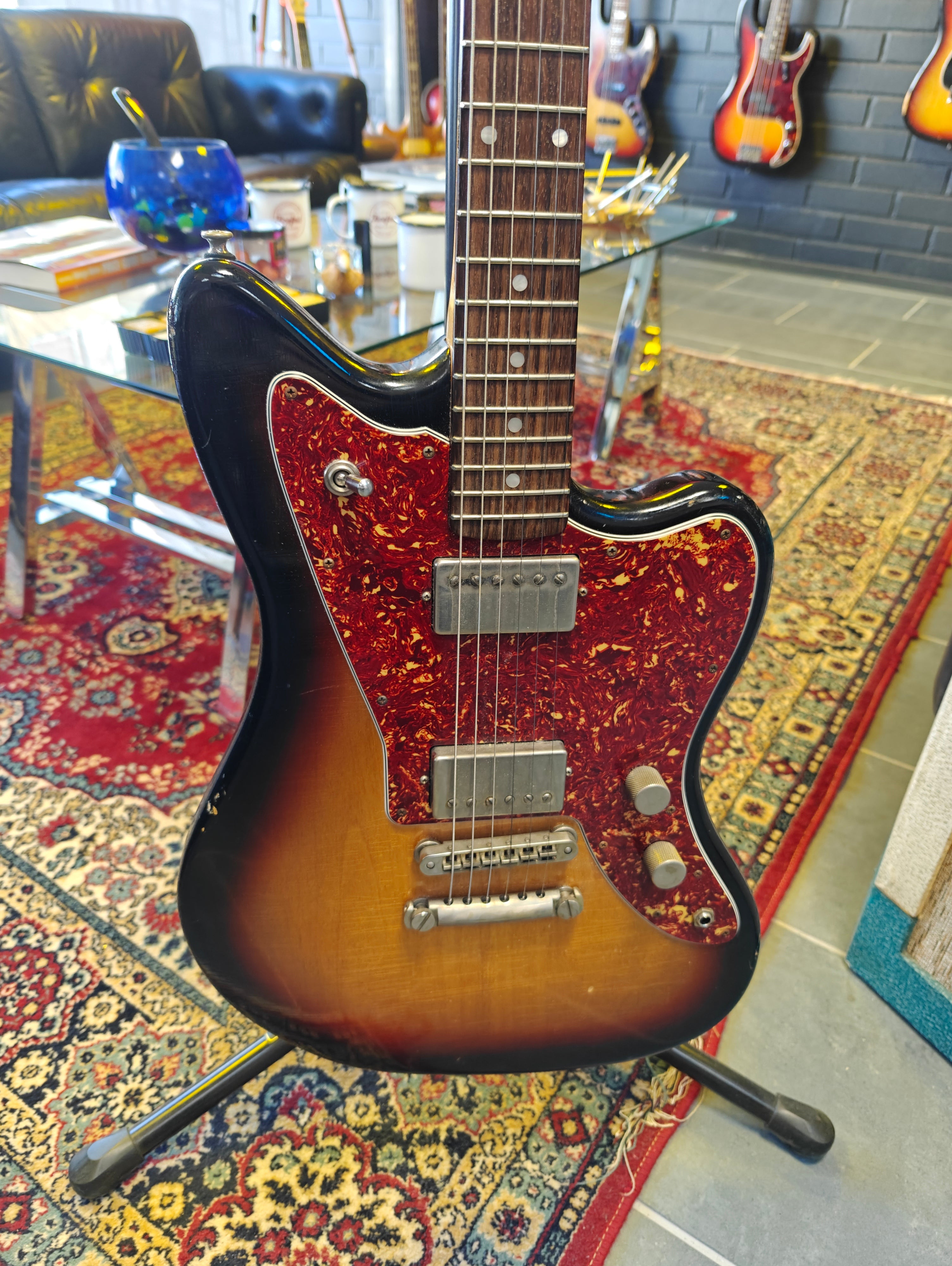 Fano Alt De Facto JM6