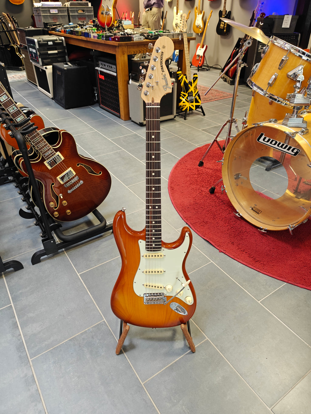 Fender American Performer Stratocaster RW HBST