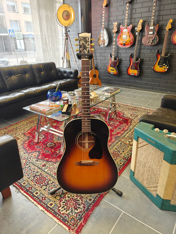 Gibson J-45 1991